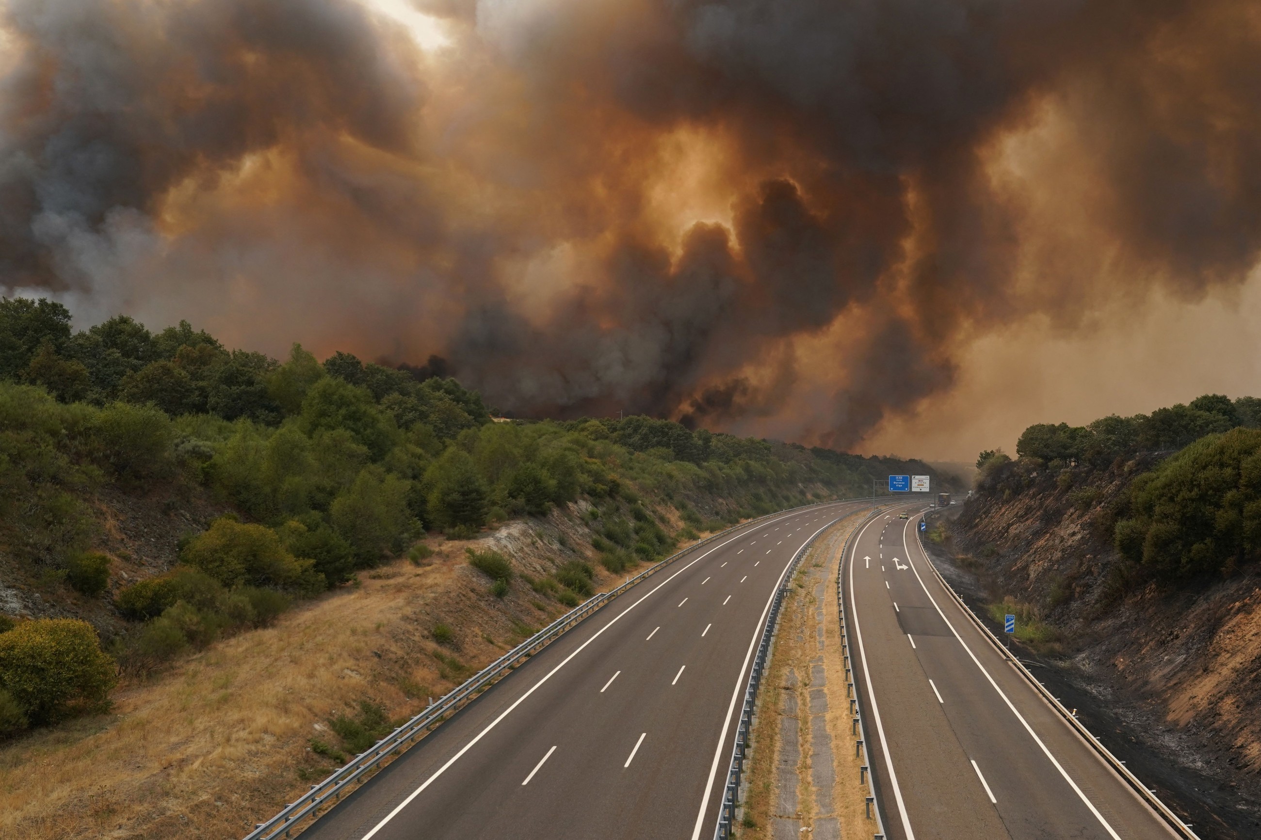 Portugal wildfires claim first victim, as Spain on wildfire alert