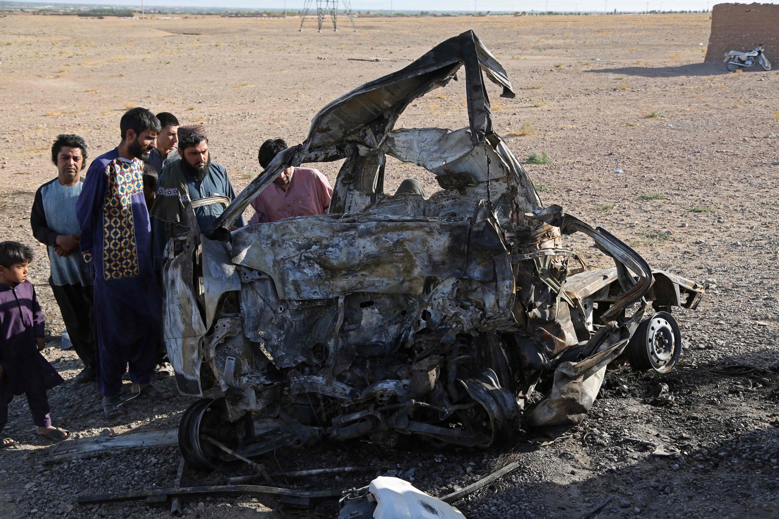 Bus crash in Afghanistan kills 79 Afghans returning from Iran