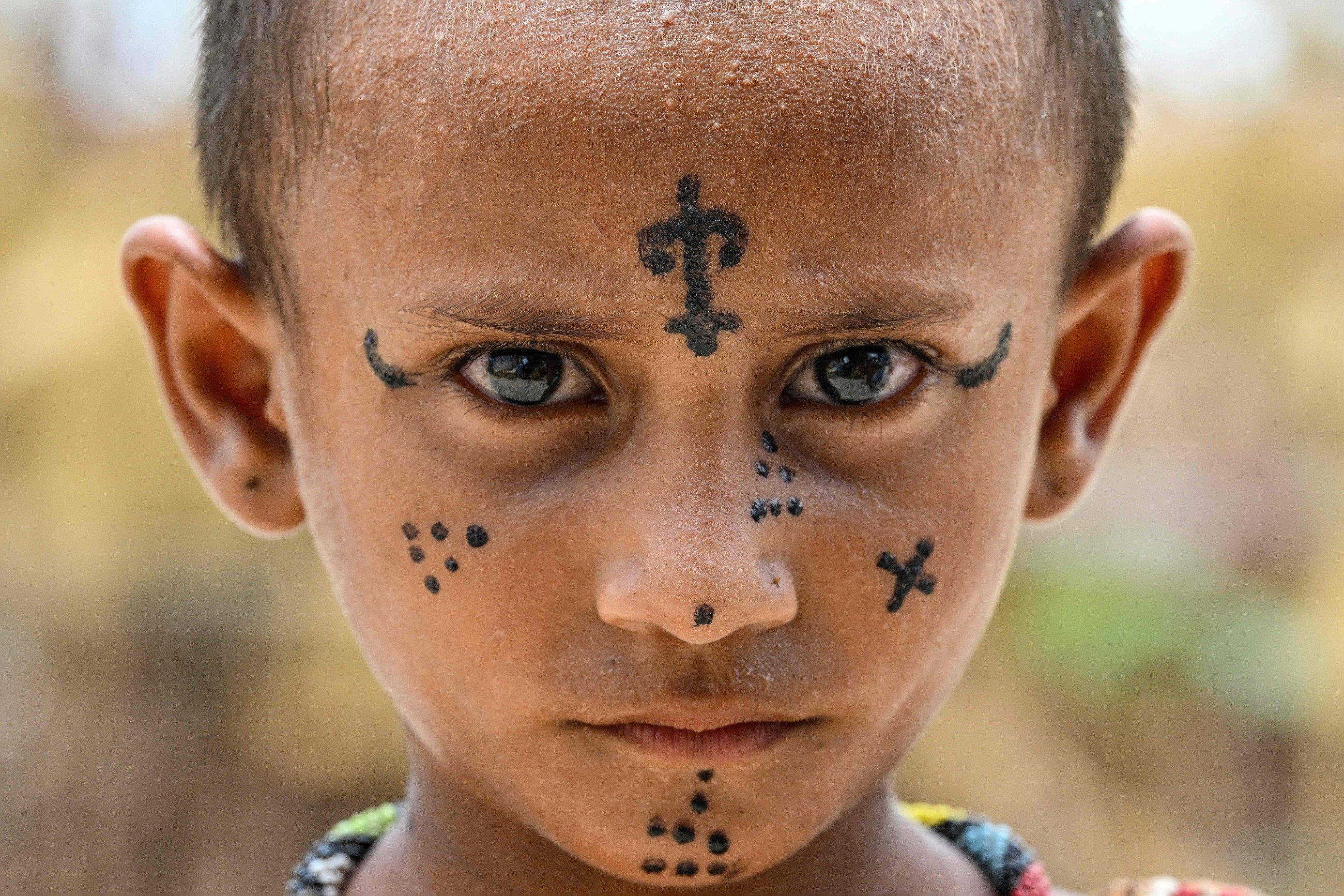 Rural town girls snub traditional Hindu face tattoos in Pakistan