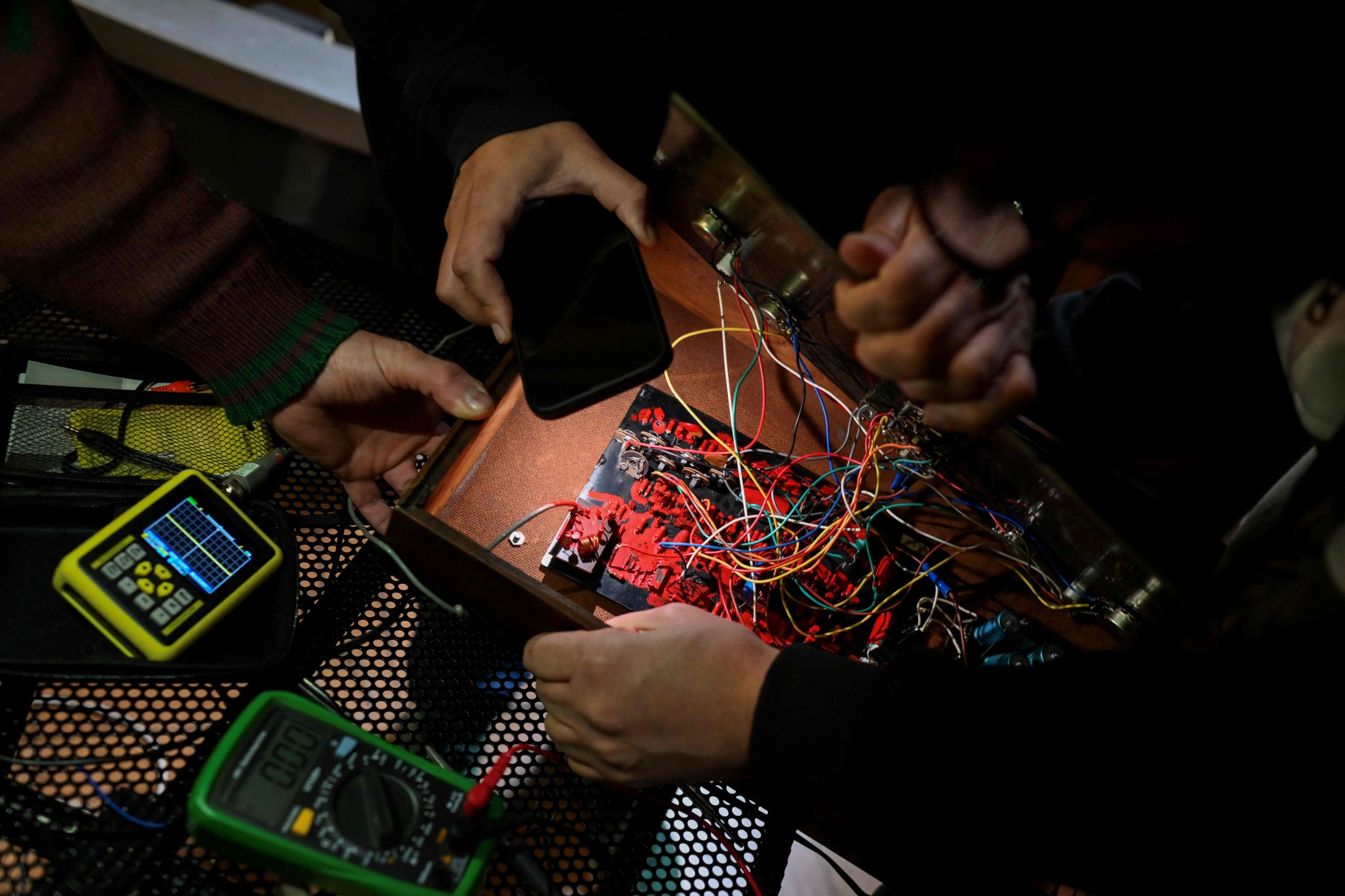 'Old things work': Argentines giving new life to e-waste