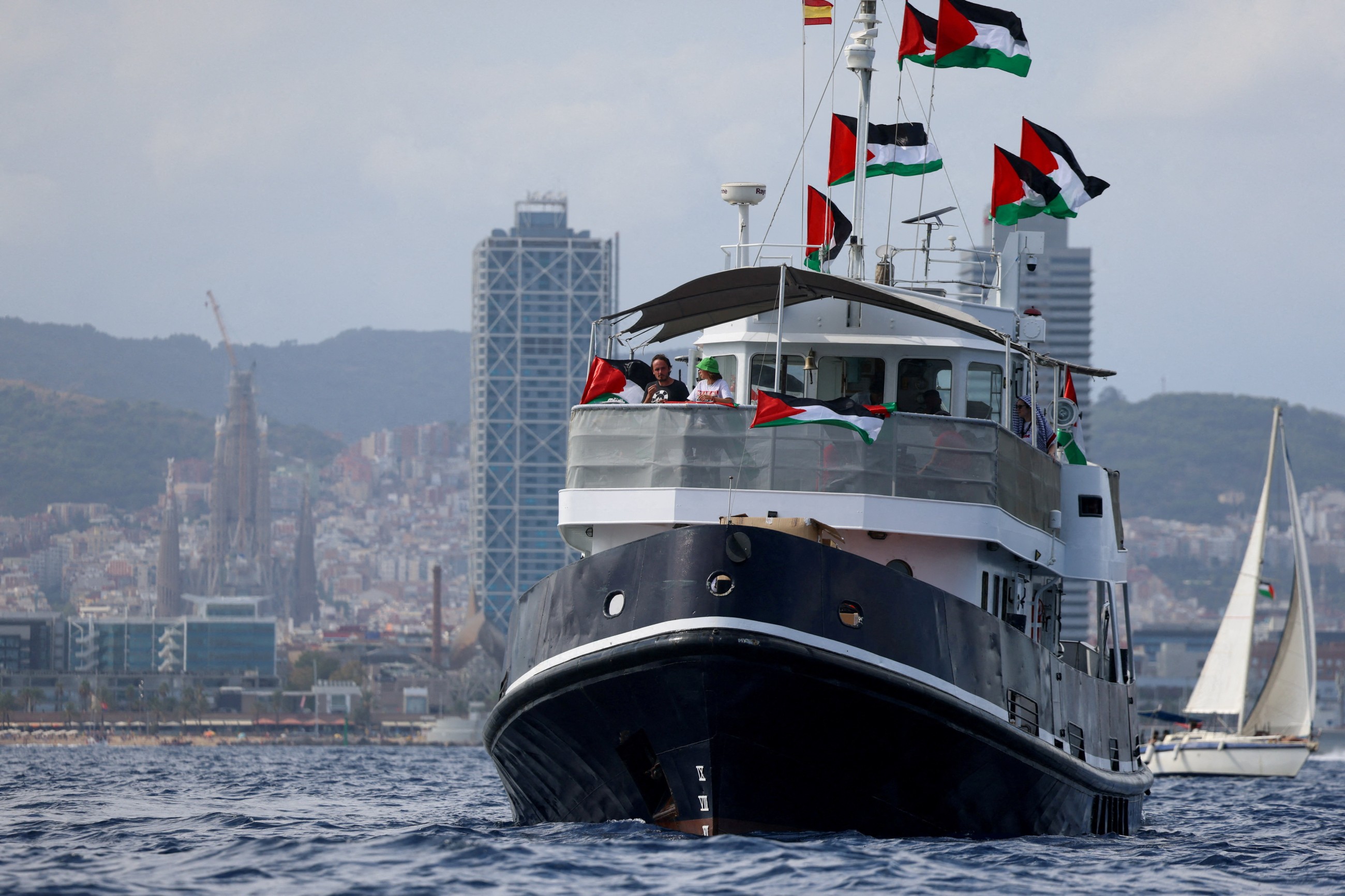 Flottille verlässt Barcelona im bisher größten Versuch, die israelische ...