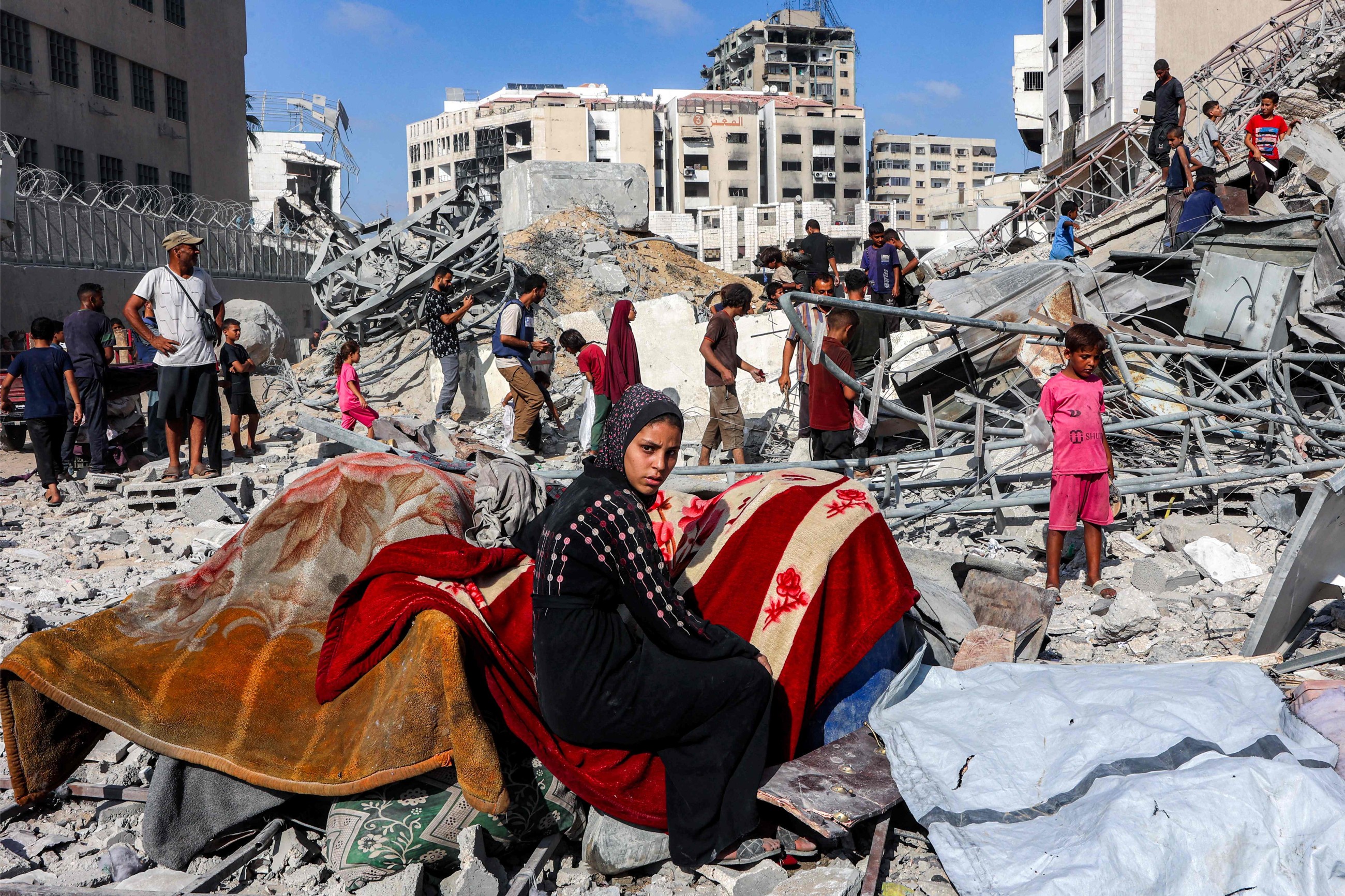 Trump issues ‘last warning’ to Hamas over hostages