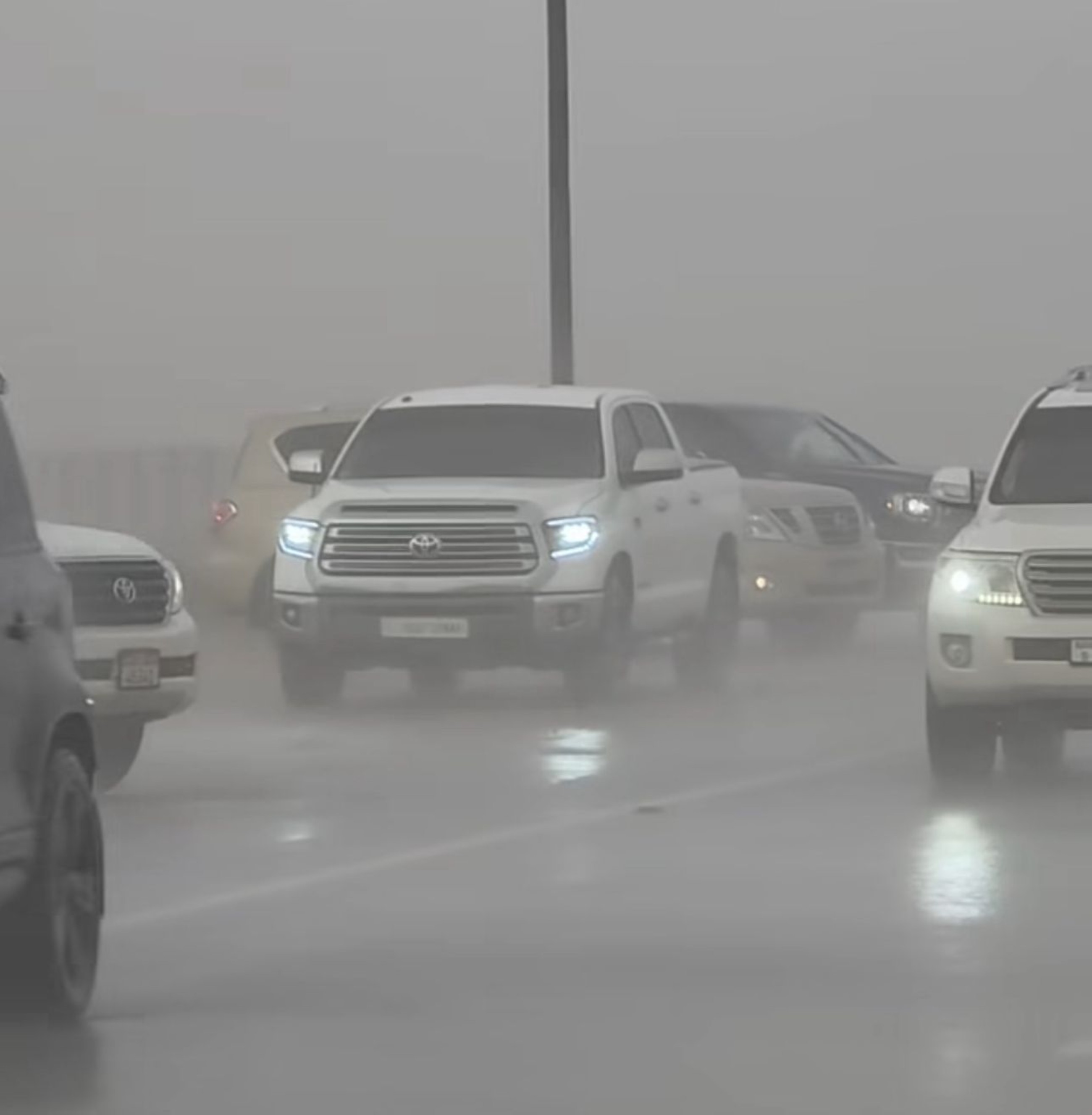 Parts of UAE experience rain, weather body predicts more on Saturday