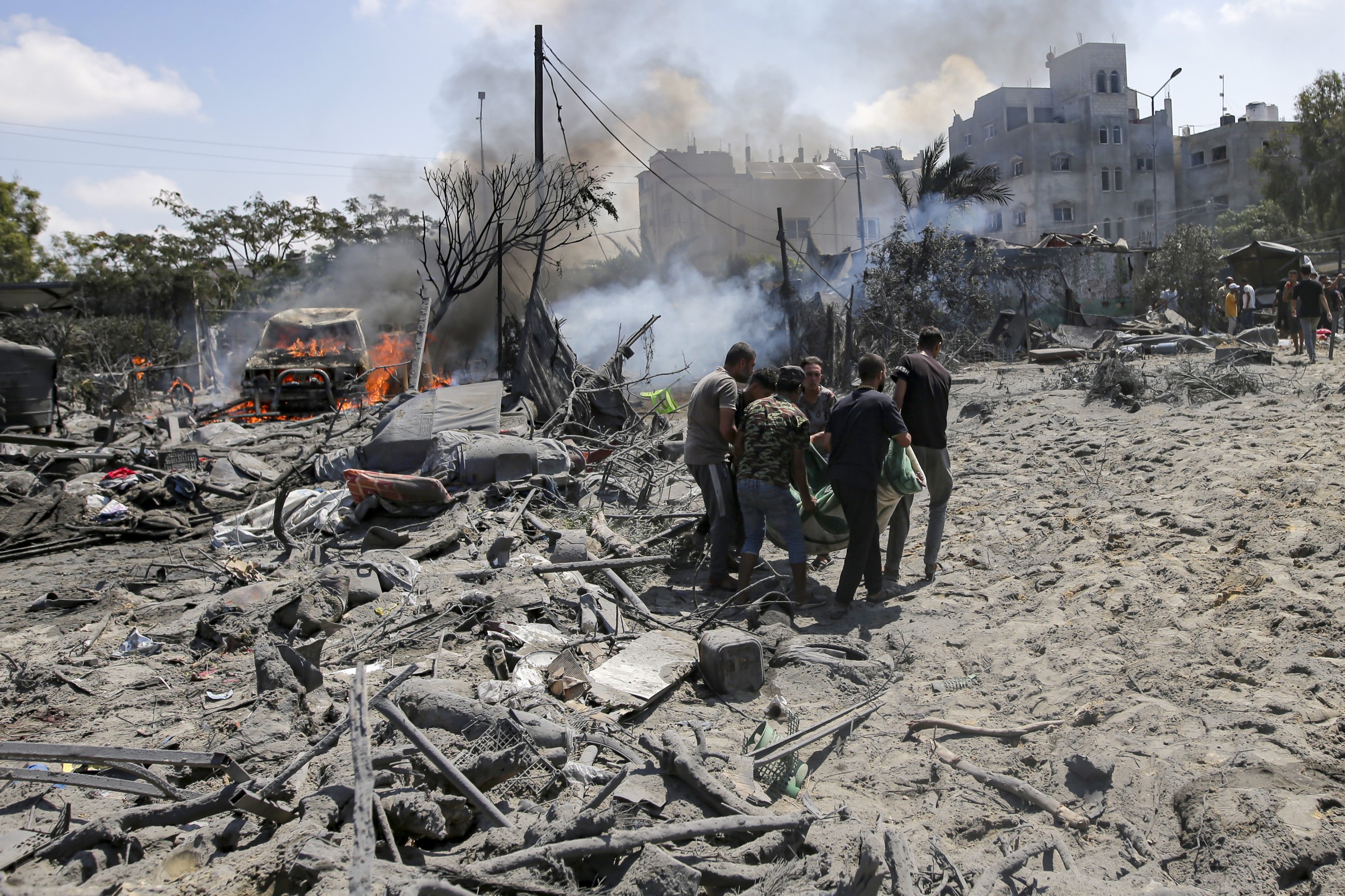 35,000 Gazans face death over air raid bombings – they can’t hear them coming