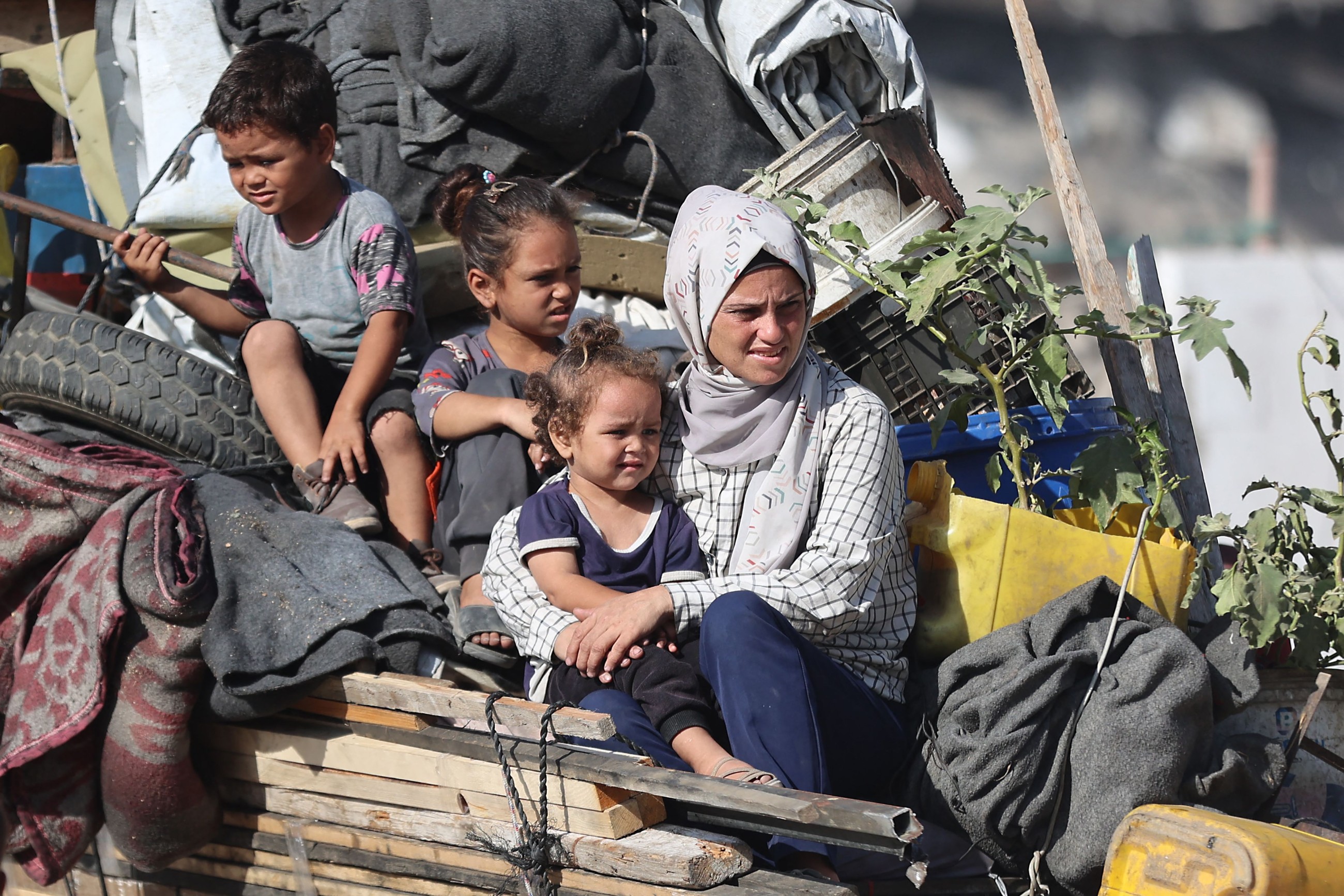 Israeli evacuation order triggers panic in Gaza City