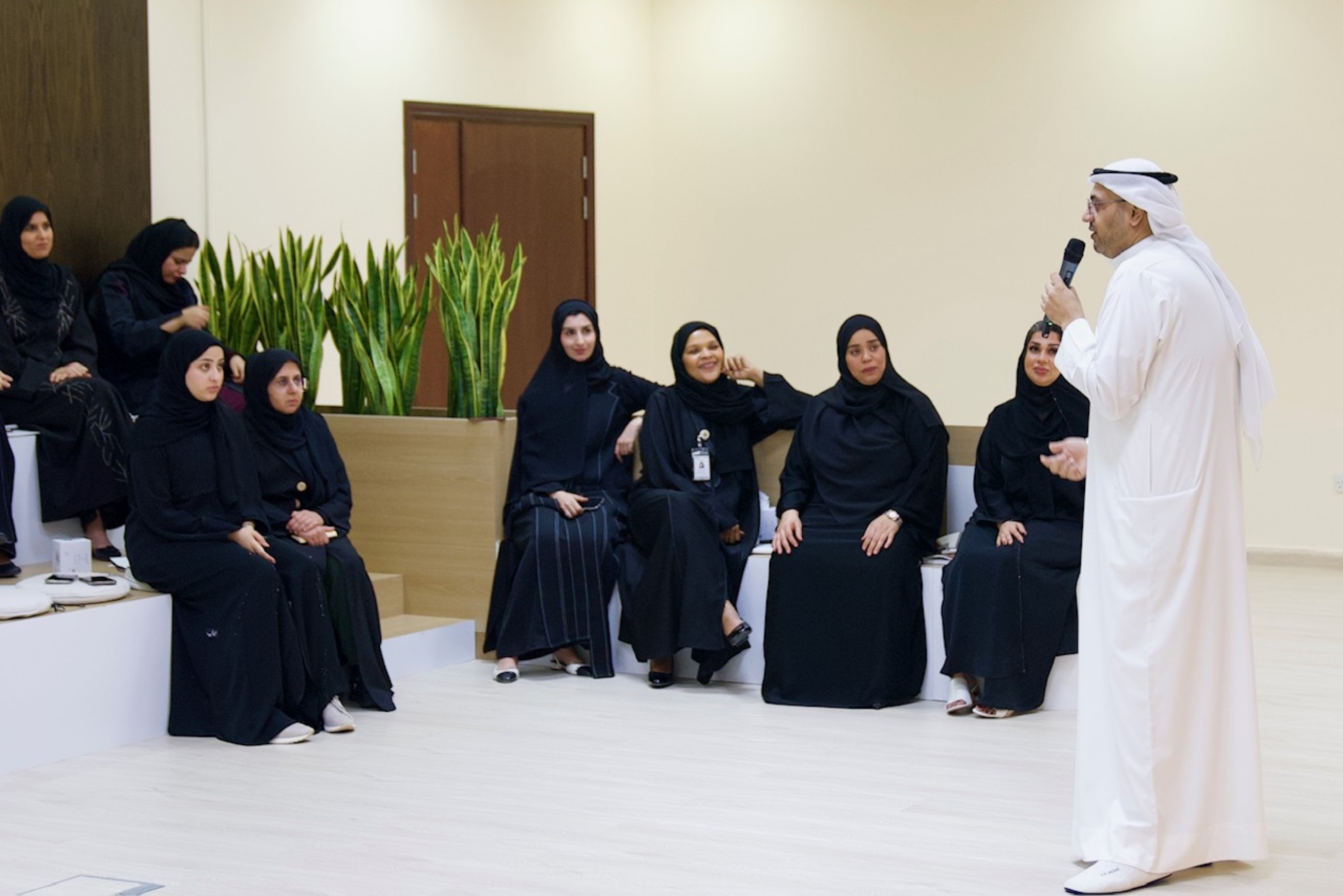 Youth train in theatrical storytelling in Sharjah