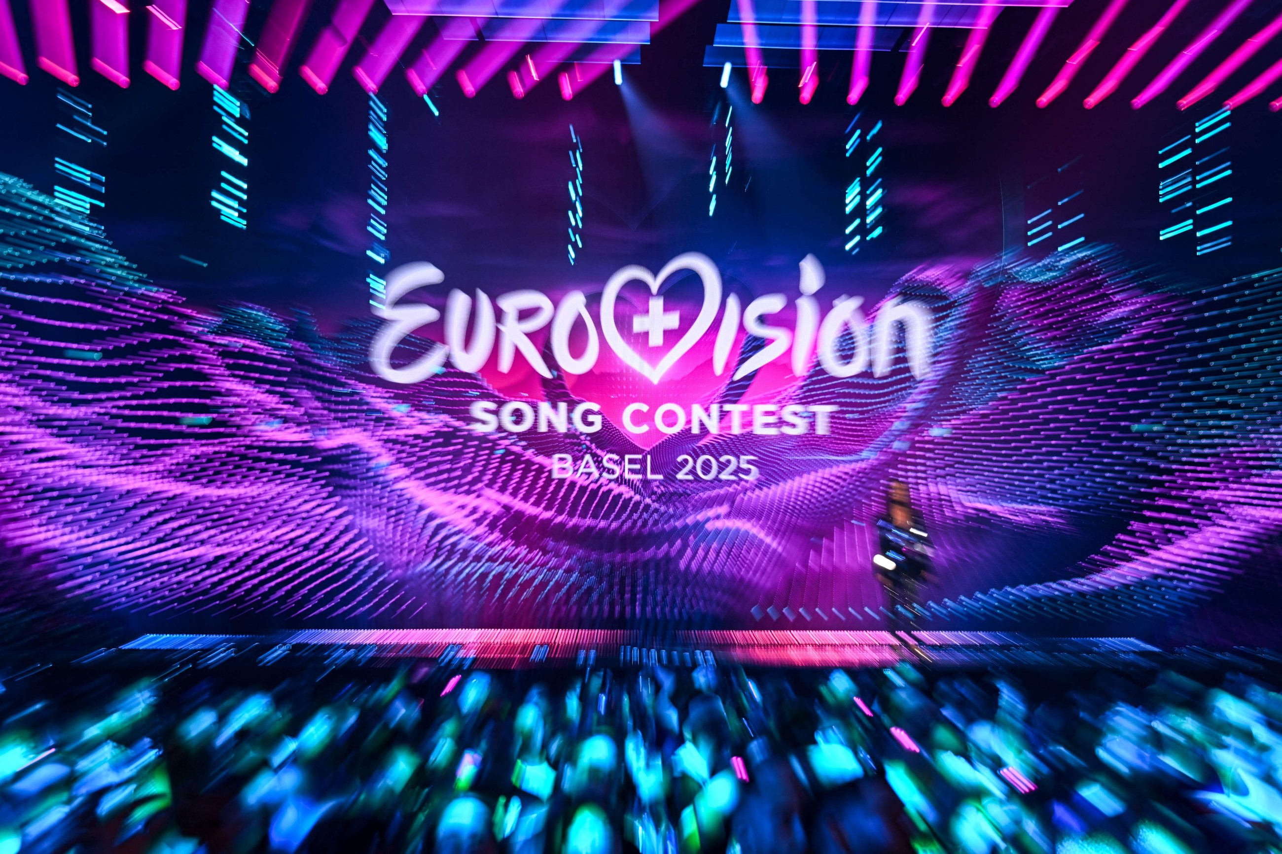 Glitter and Soviet nostalgia: Russia revives Eurovision rival contest
