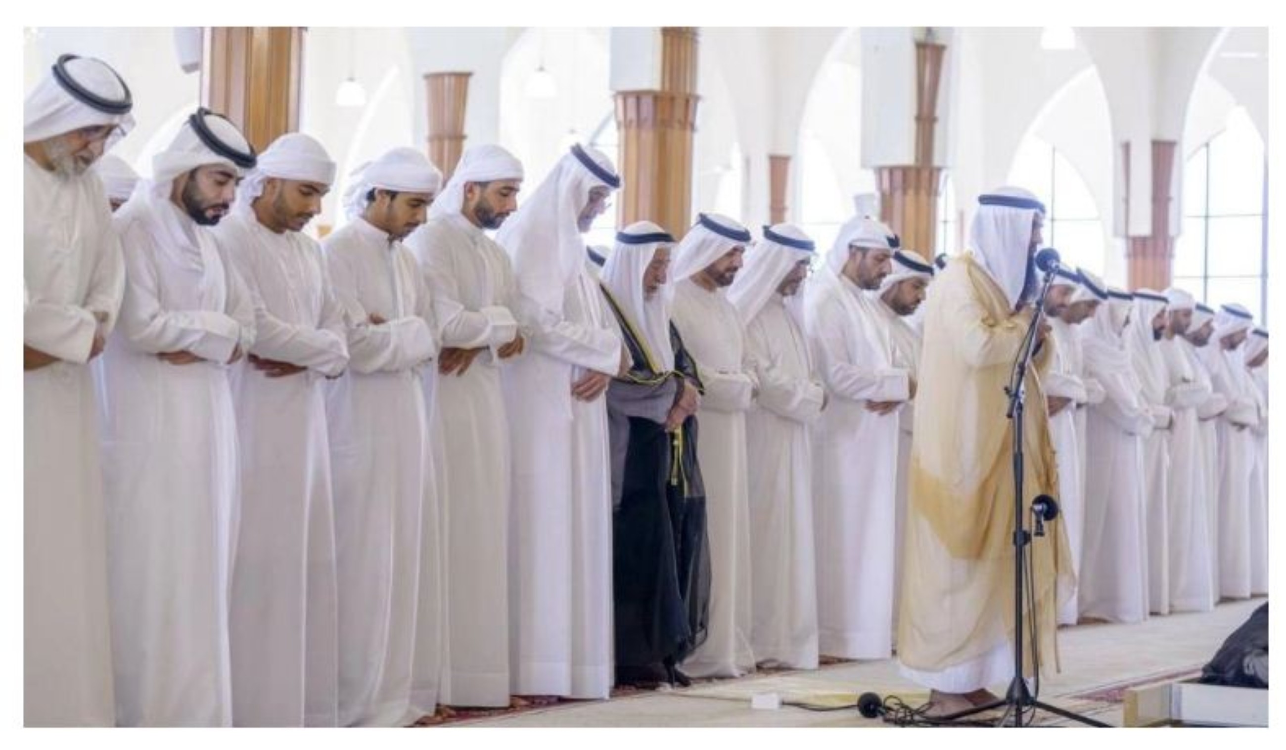 Sultan performs funeral prayer for Sultan Bin Khalid Bin Mohammed Al Qasimi