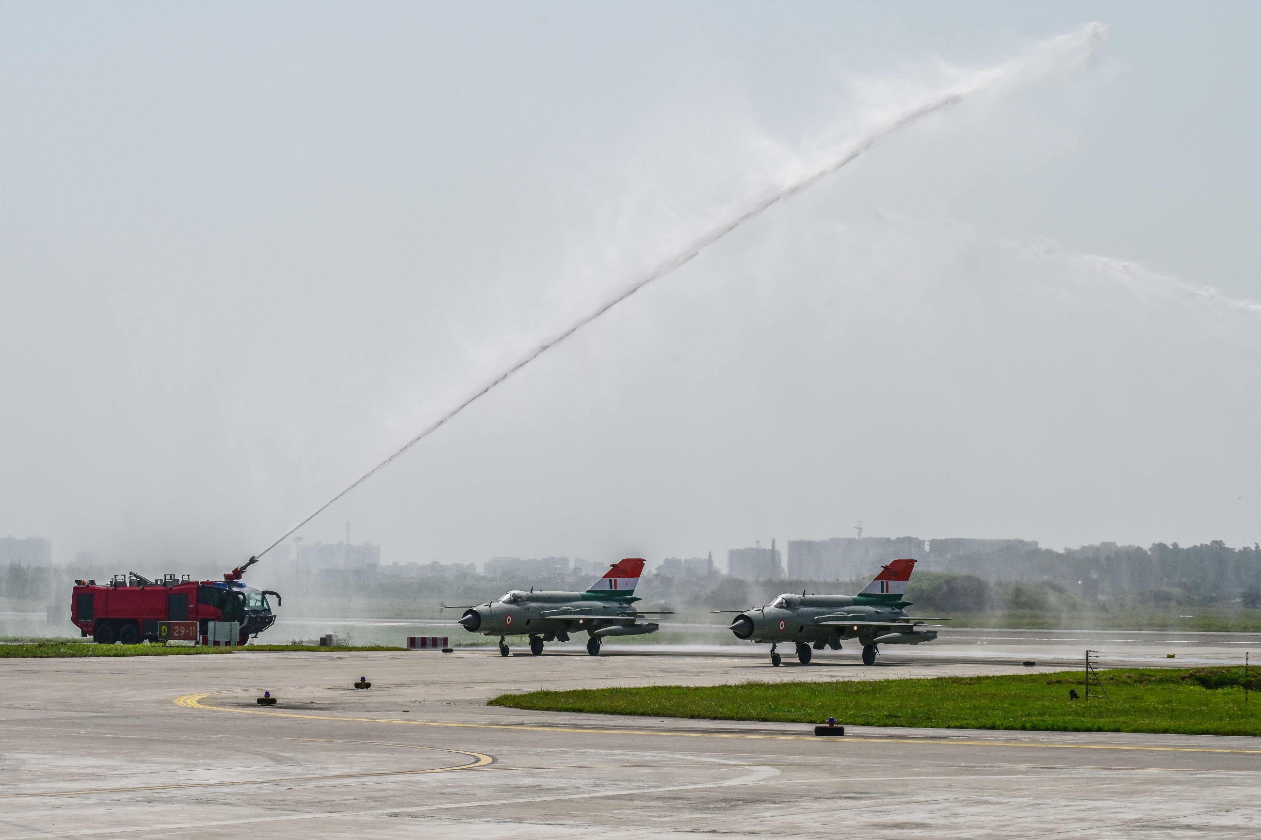 India retires 'flying coffin' Soviet fighter jet after six decades