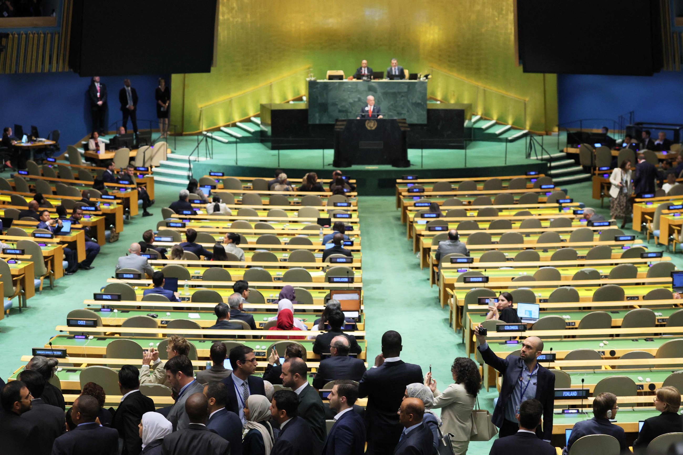 Delegates stage mass walkout before Israeli PM Netanyahu's UN address