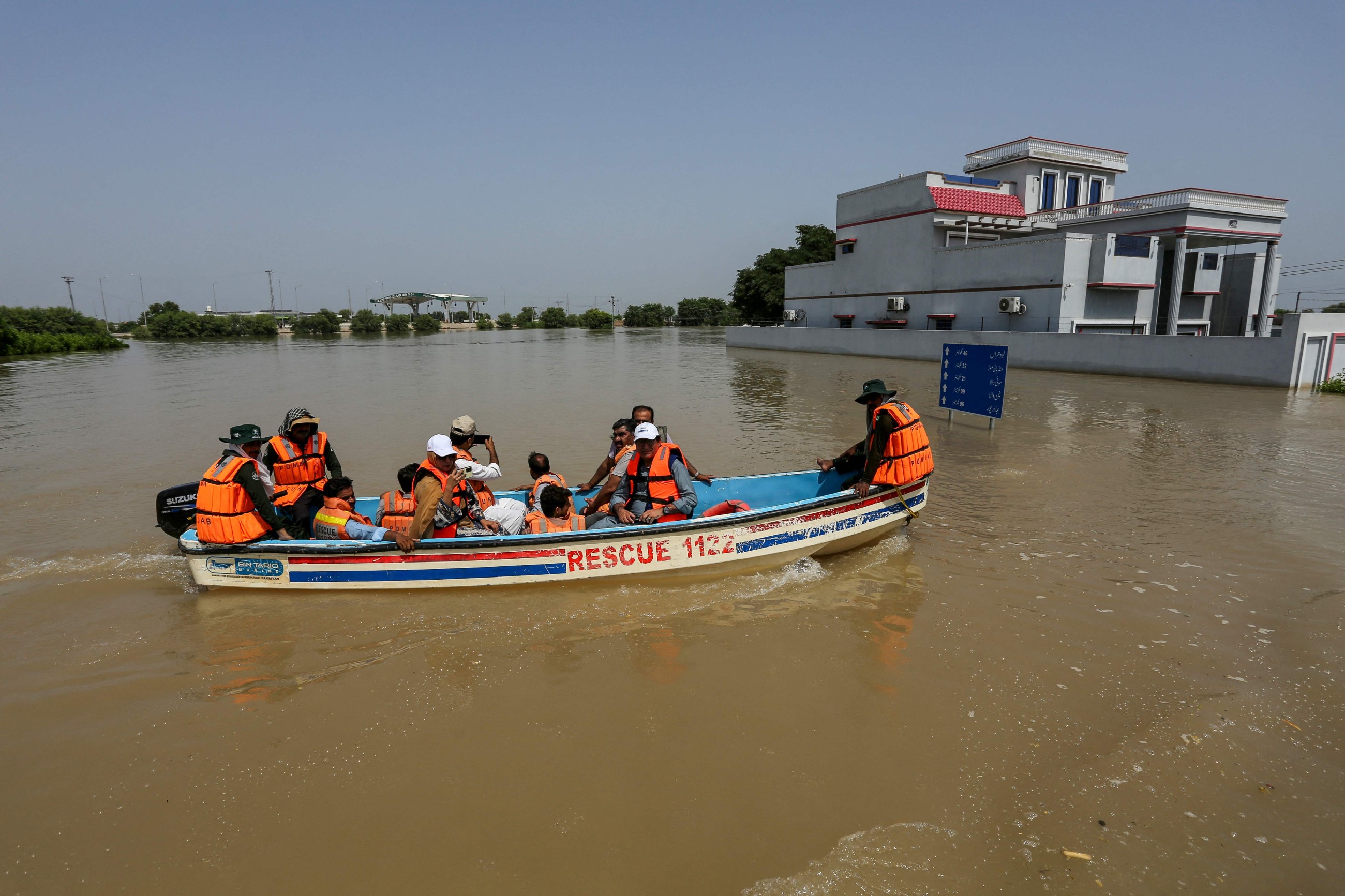 Floods destroy 3,000 schools in Pakistan's Punjab province, says minister