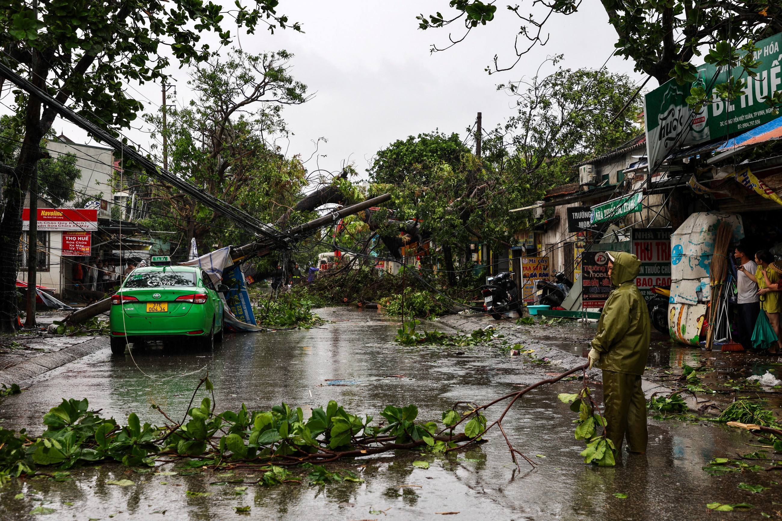 Typhoon Bualoi brings havoc to Vietnam, killing 13 with 46 injured
