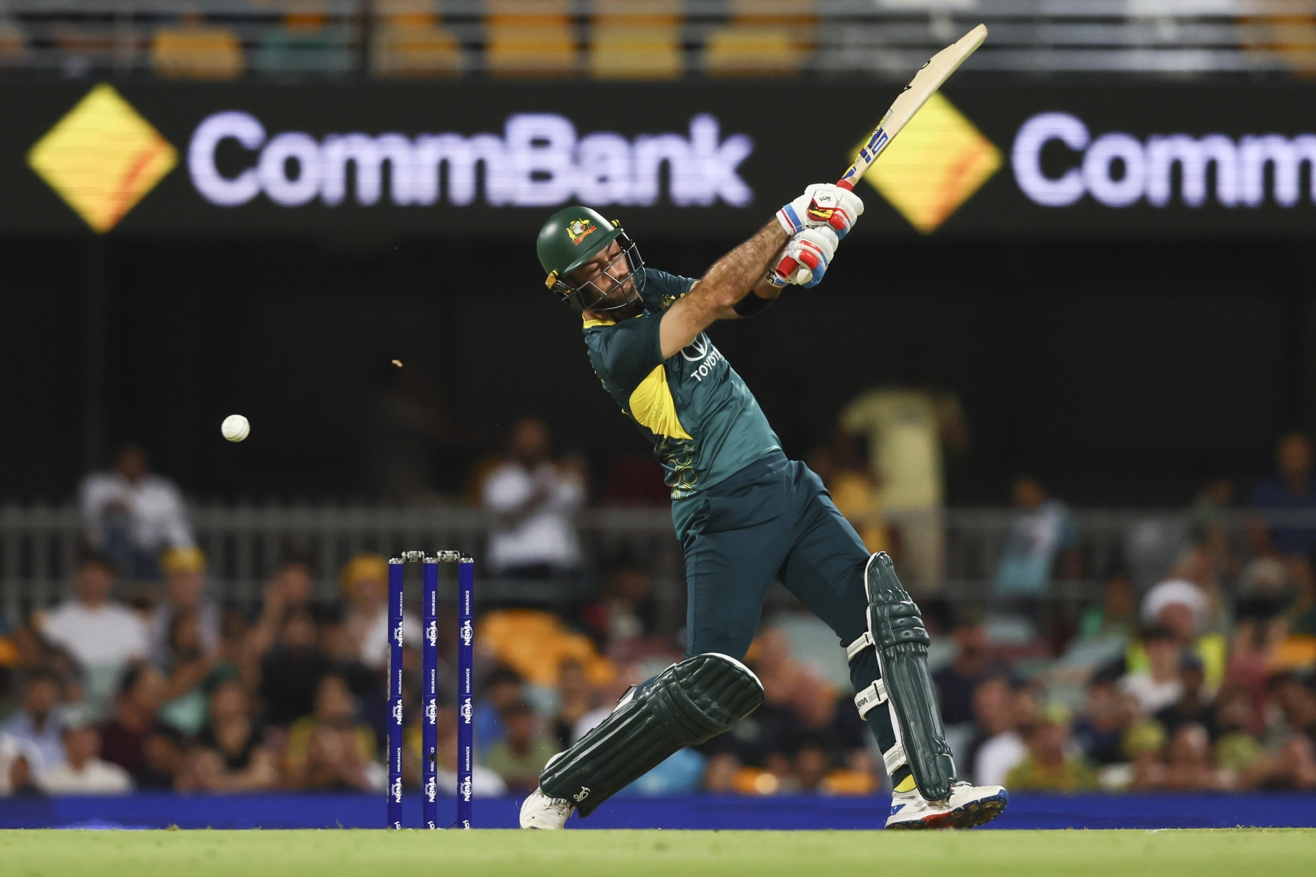 Oz all-rounder Maxwell ruled out of NZ T20 series with broken arm