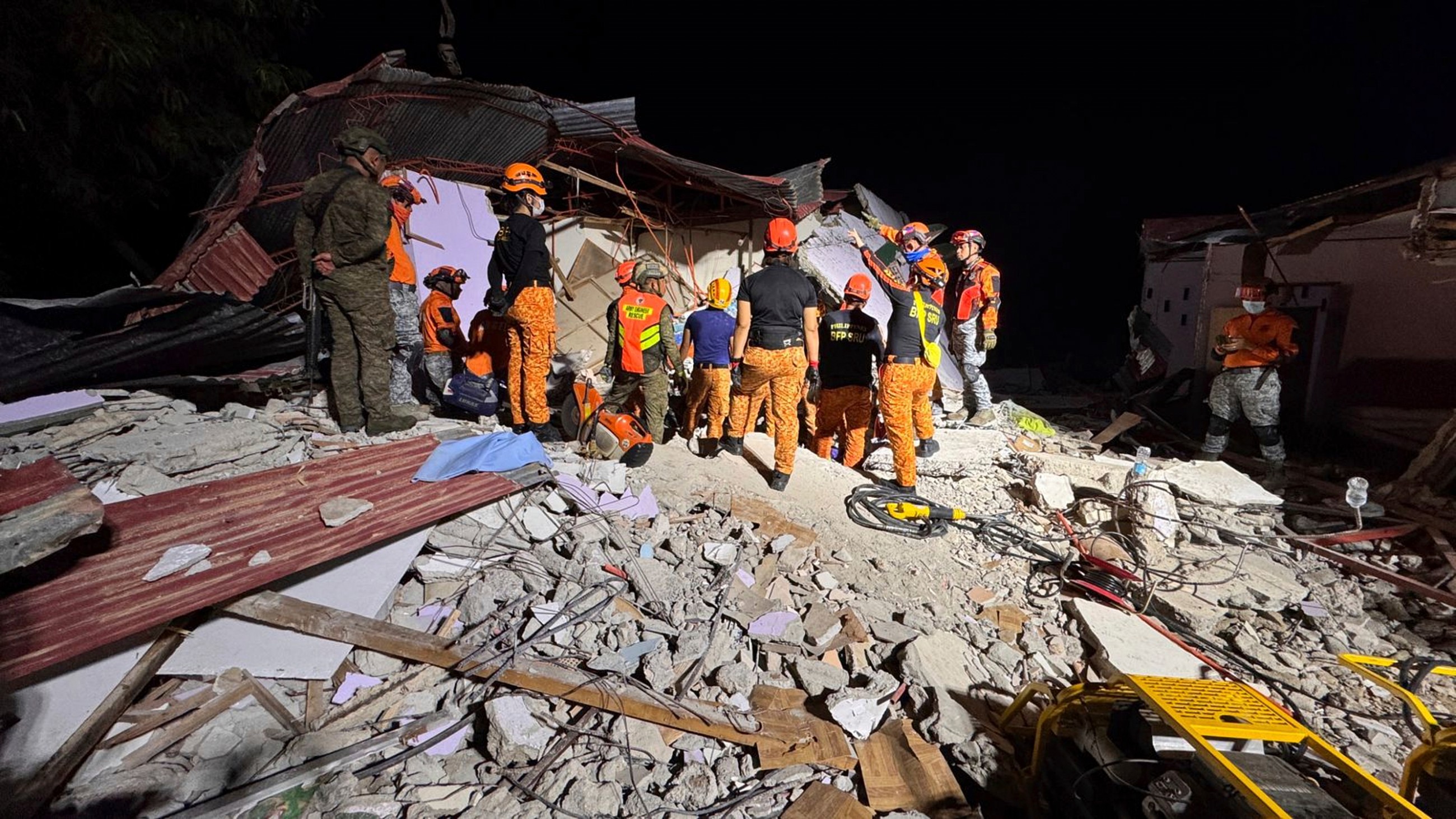 UAE expresses solidarity with Philippines, conveys condolences over victims of earthquake