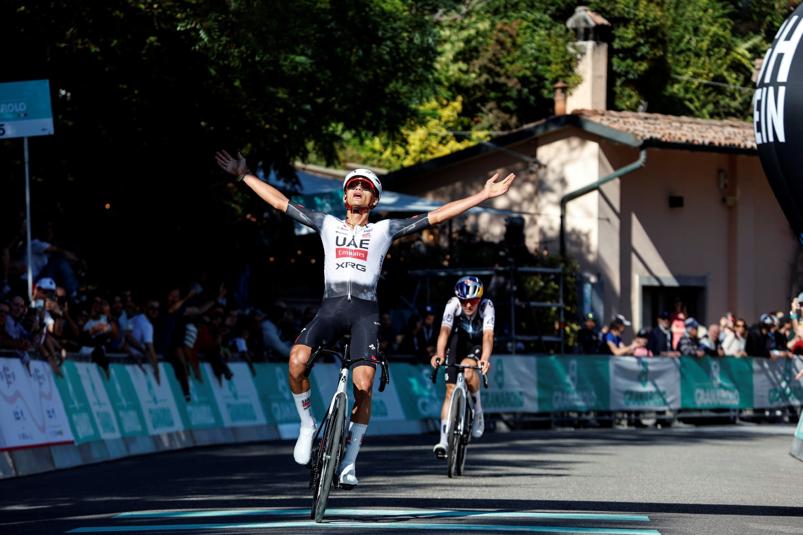 Del Toro stürmt beim Giro dell'Emilia zum Sieg