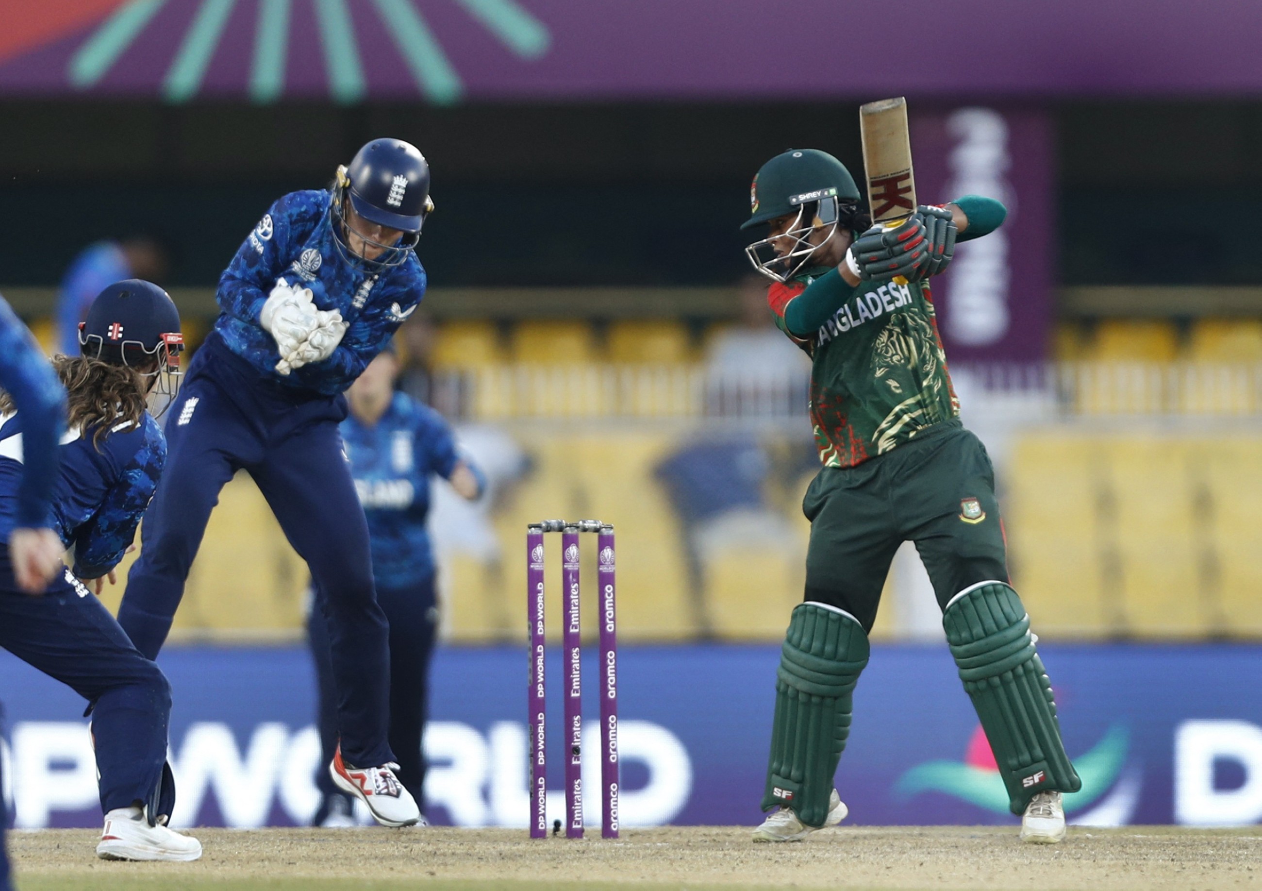 Knight steers England to victory over Bangladesh