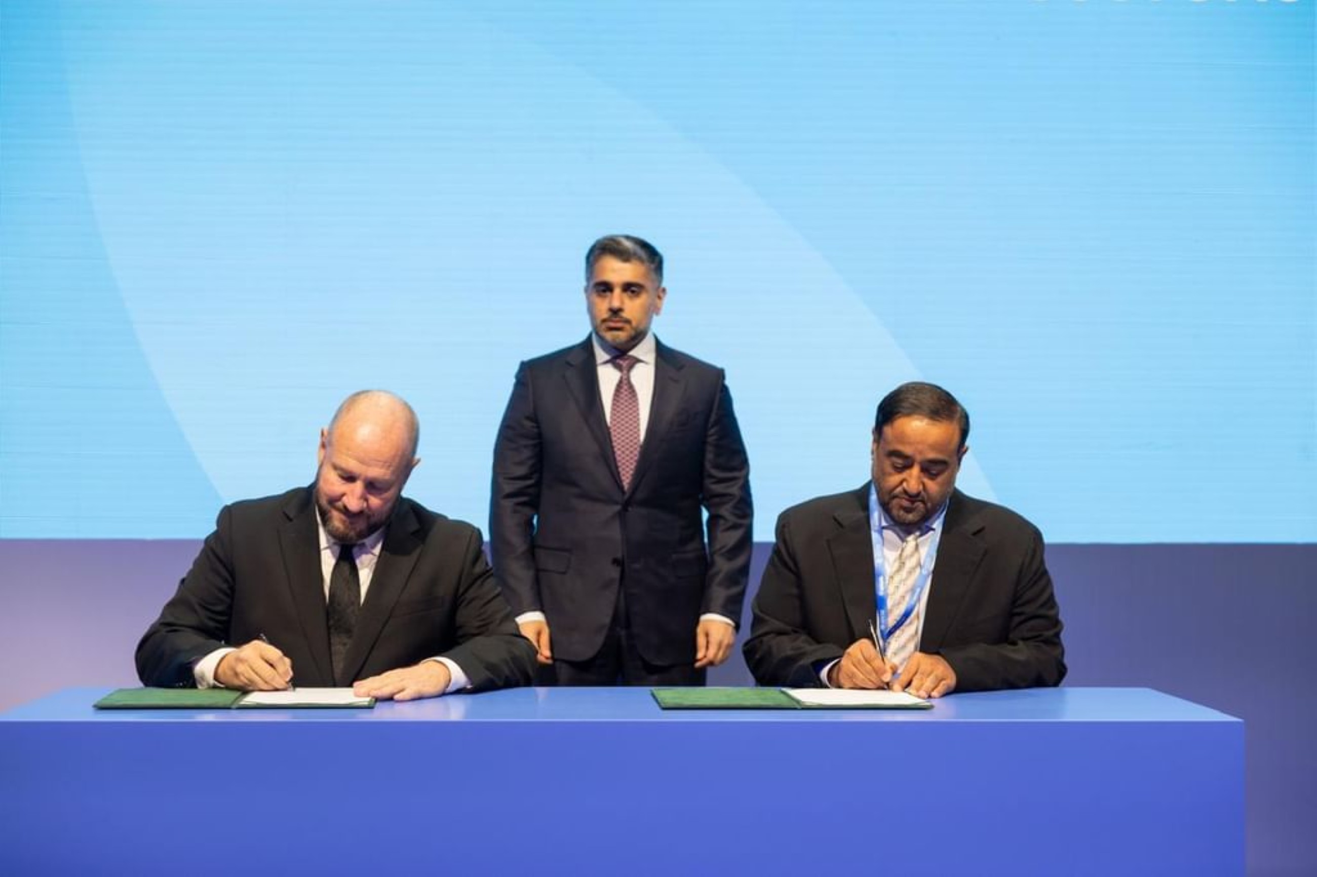 Abu Dhabi Customs, Maersk sign deal to enhance trade facilitation