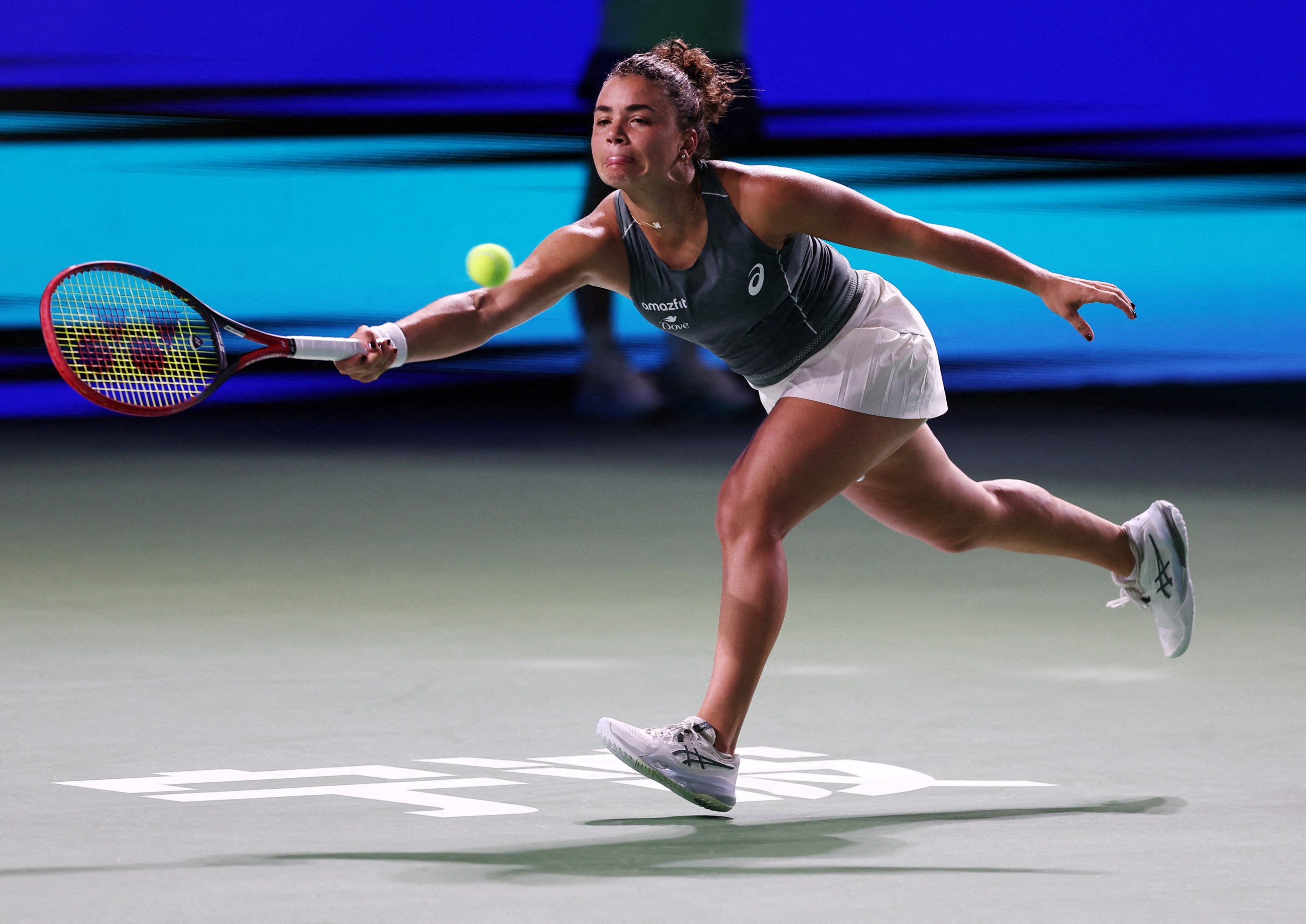 Rybakina blasts past Paolini into Ningbo final against Alexandrova