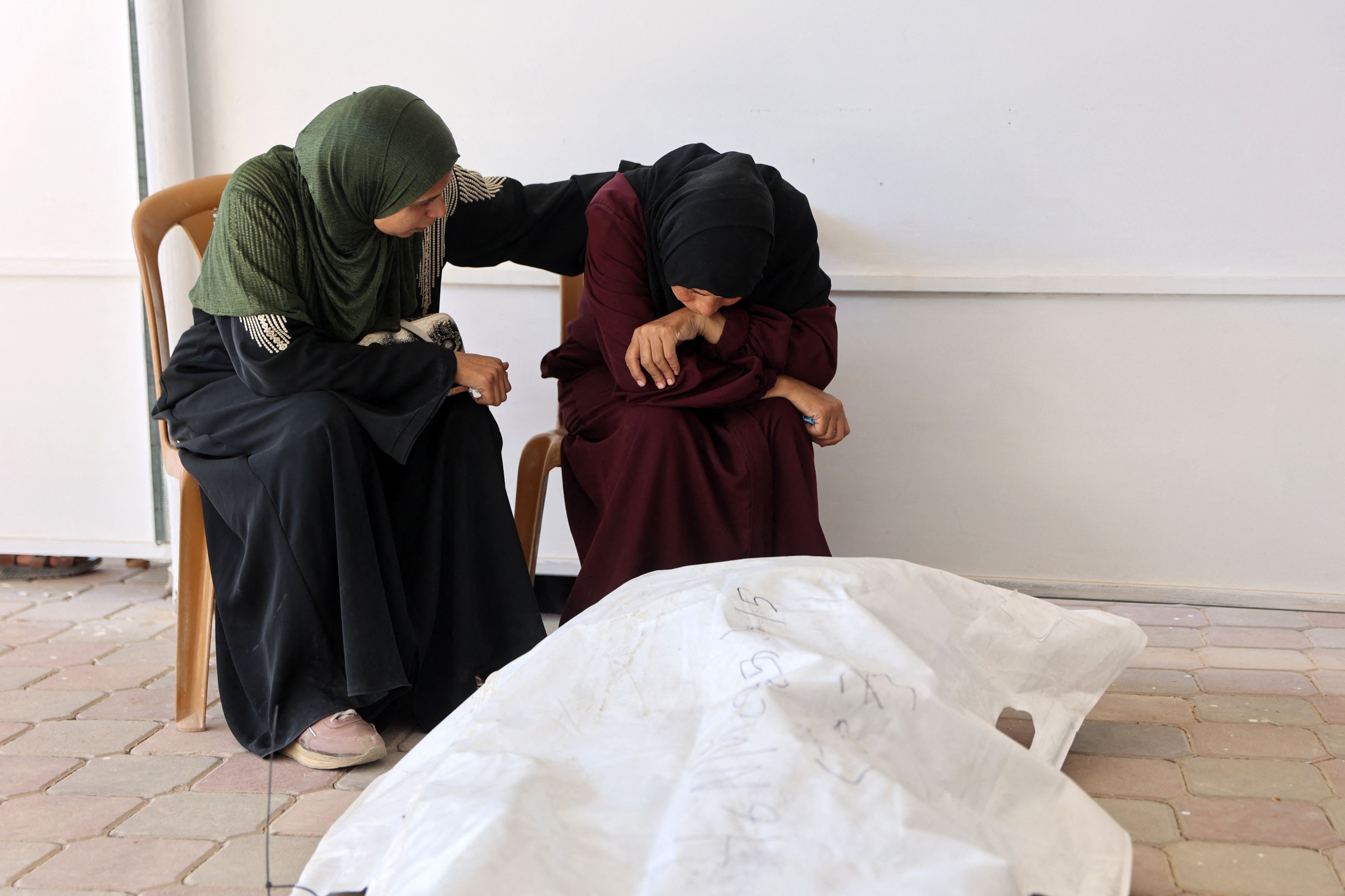 Gaza death toll tops 68,000; thousands still missing