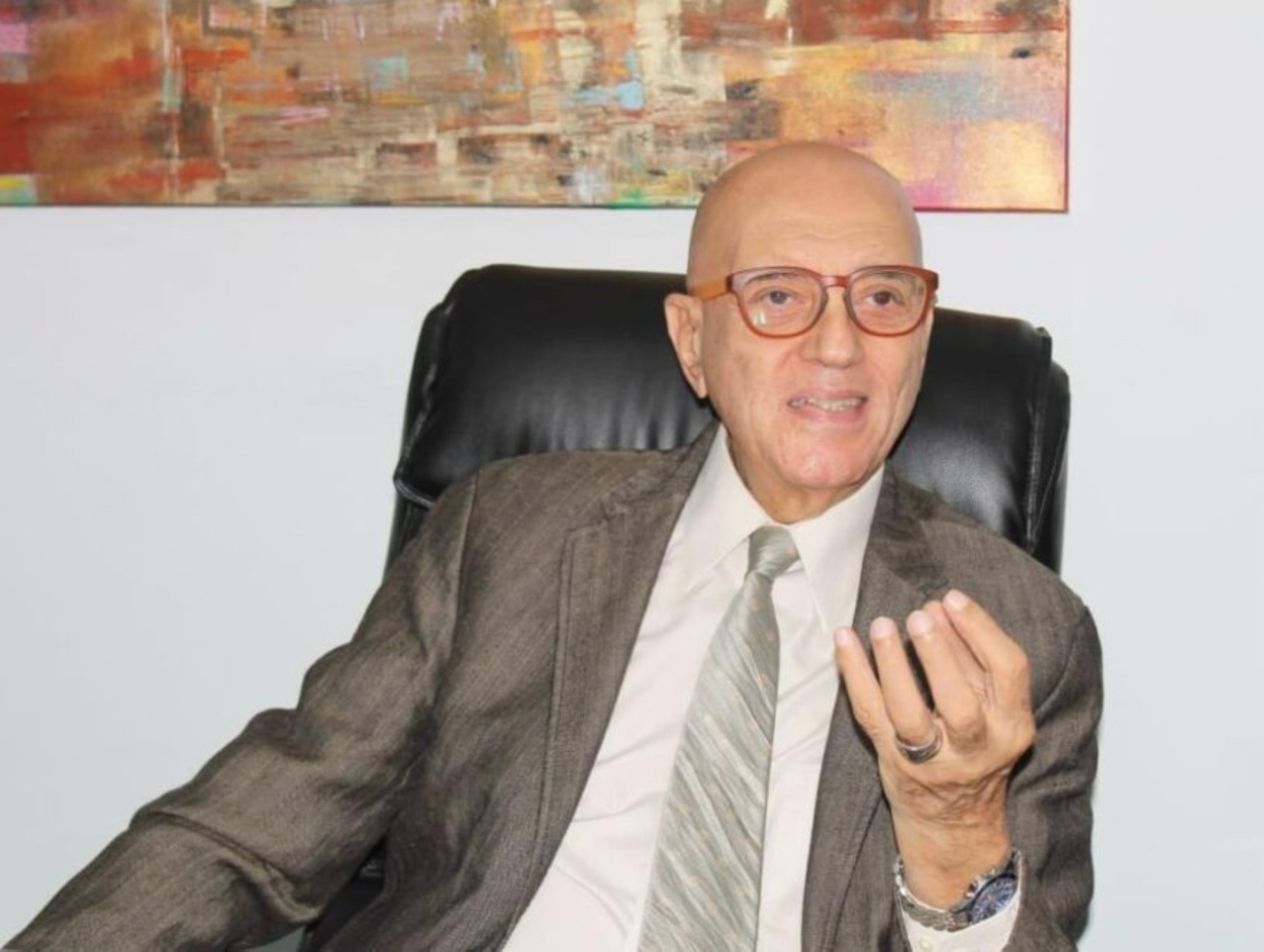 Egyptian writer Mohamed Salmawy named 'Cultural Personality of the Year' for Sharjah Book Fair