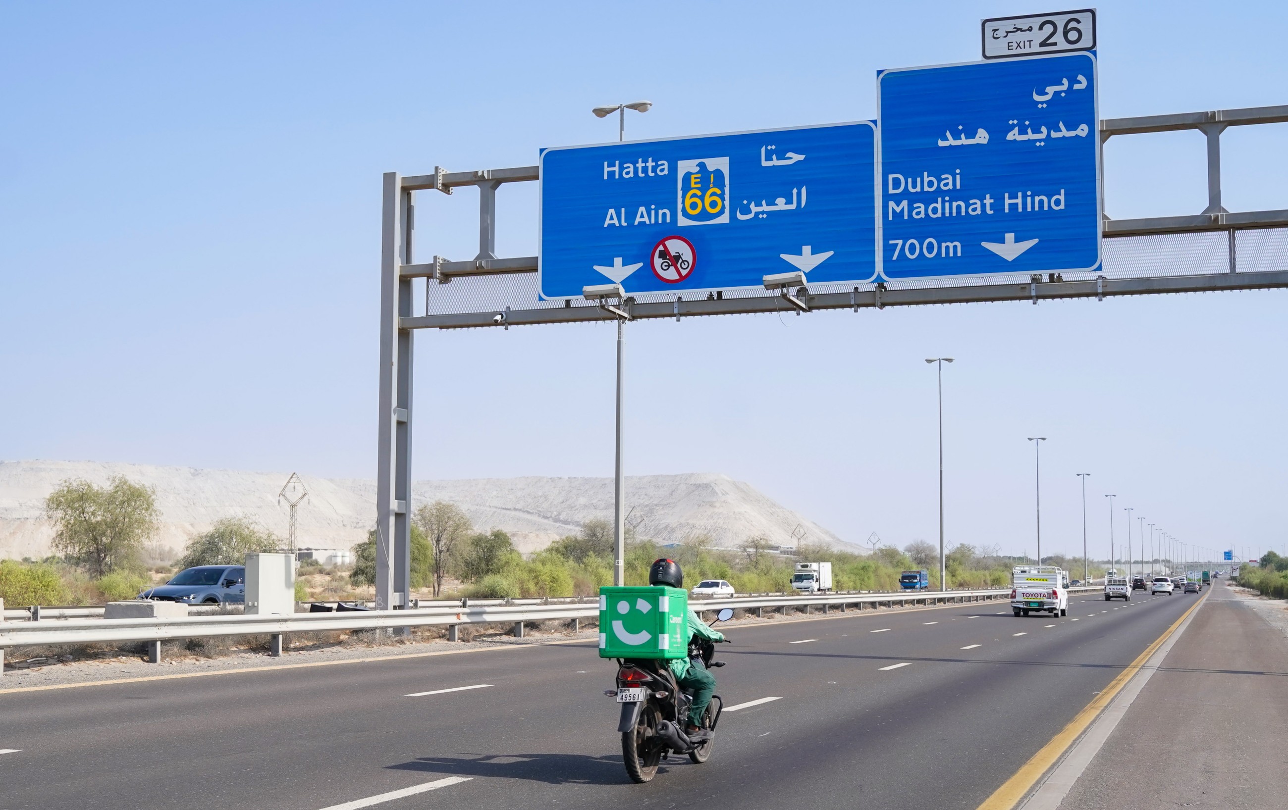 RTA and Dubai Police restrict delivery bikers from using fast lanes across Dubai