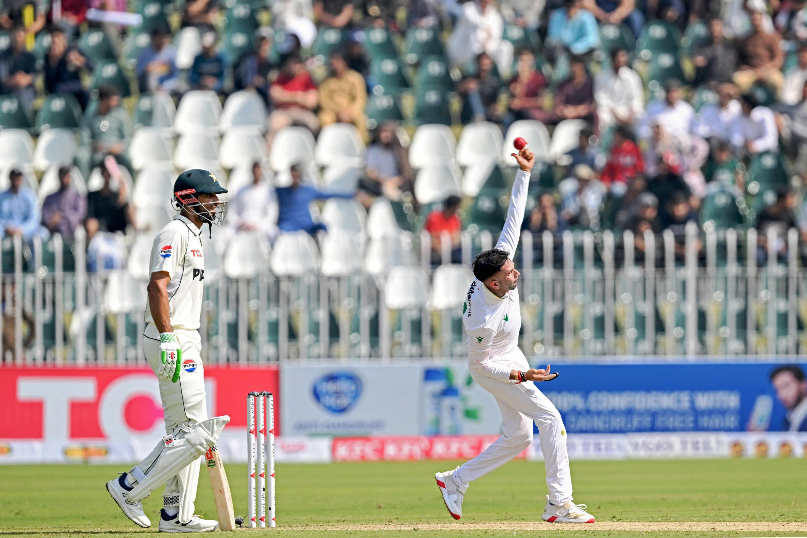 Late strike jolts SA progress after Maharaj’s heroic thwart Pakistan