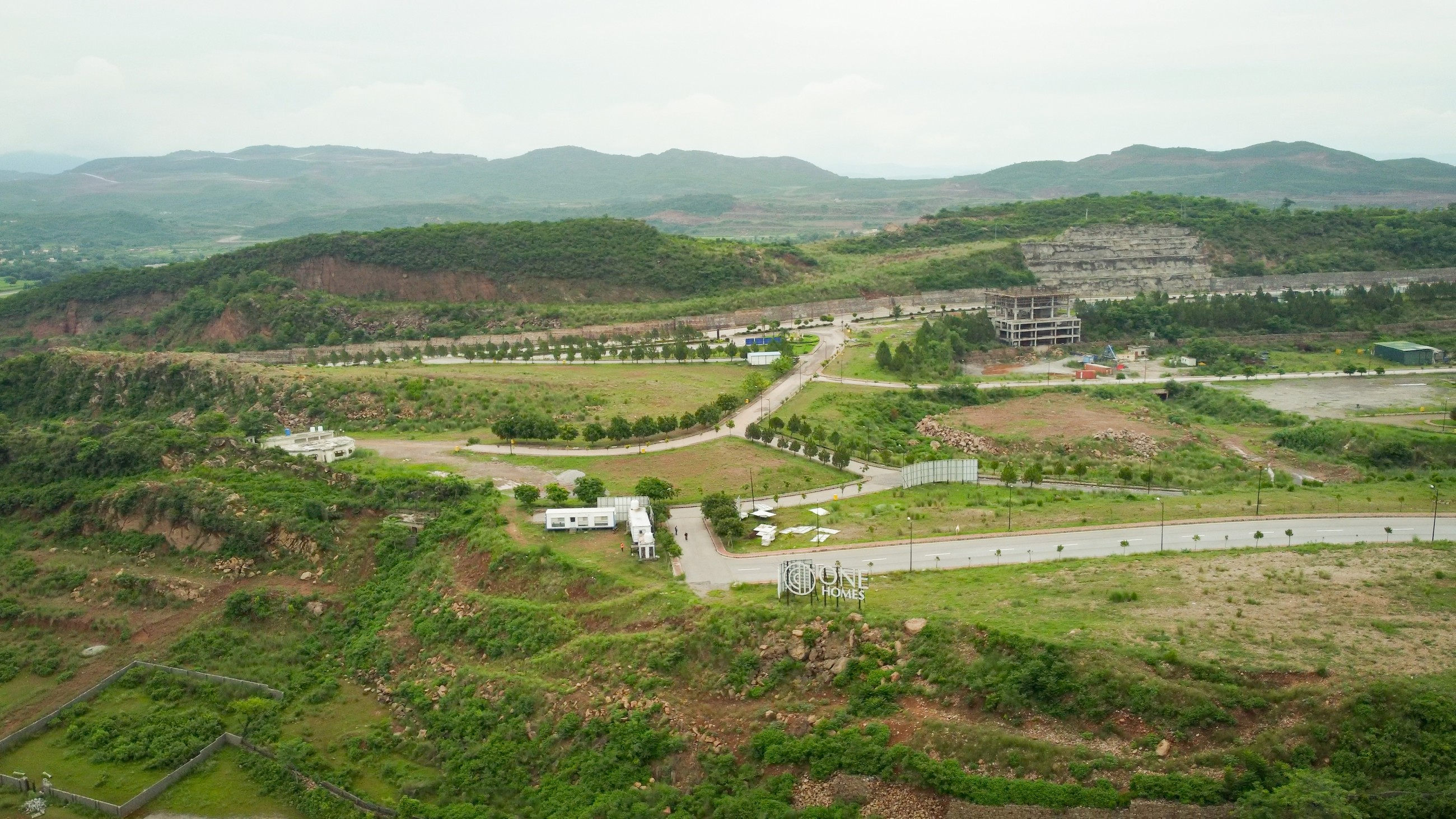 One Homes project will introduce sustainable living in a prime location on the Murree Expressway. 