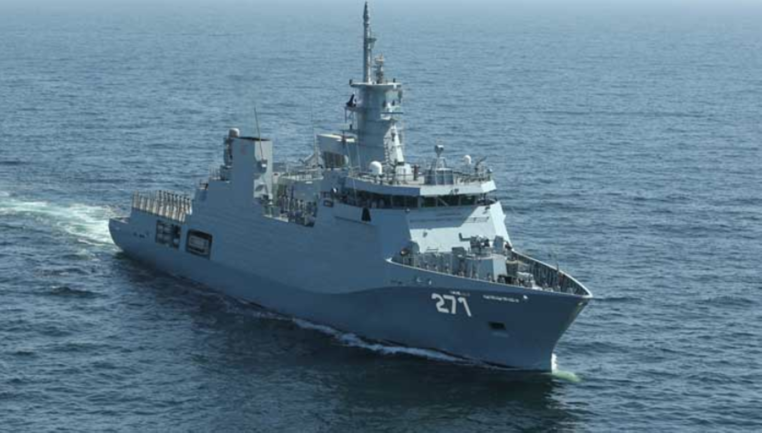 Pakistan navy ship seizes drugs worth nearly $1 billion