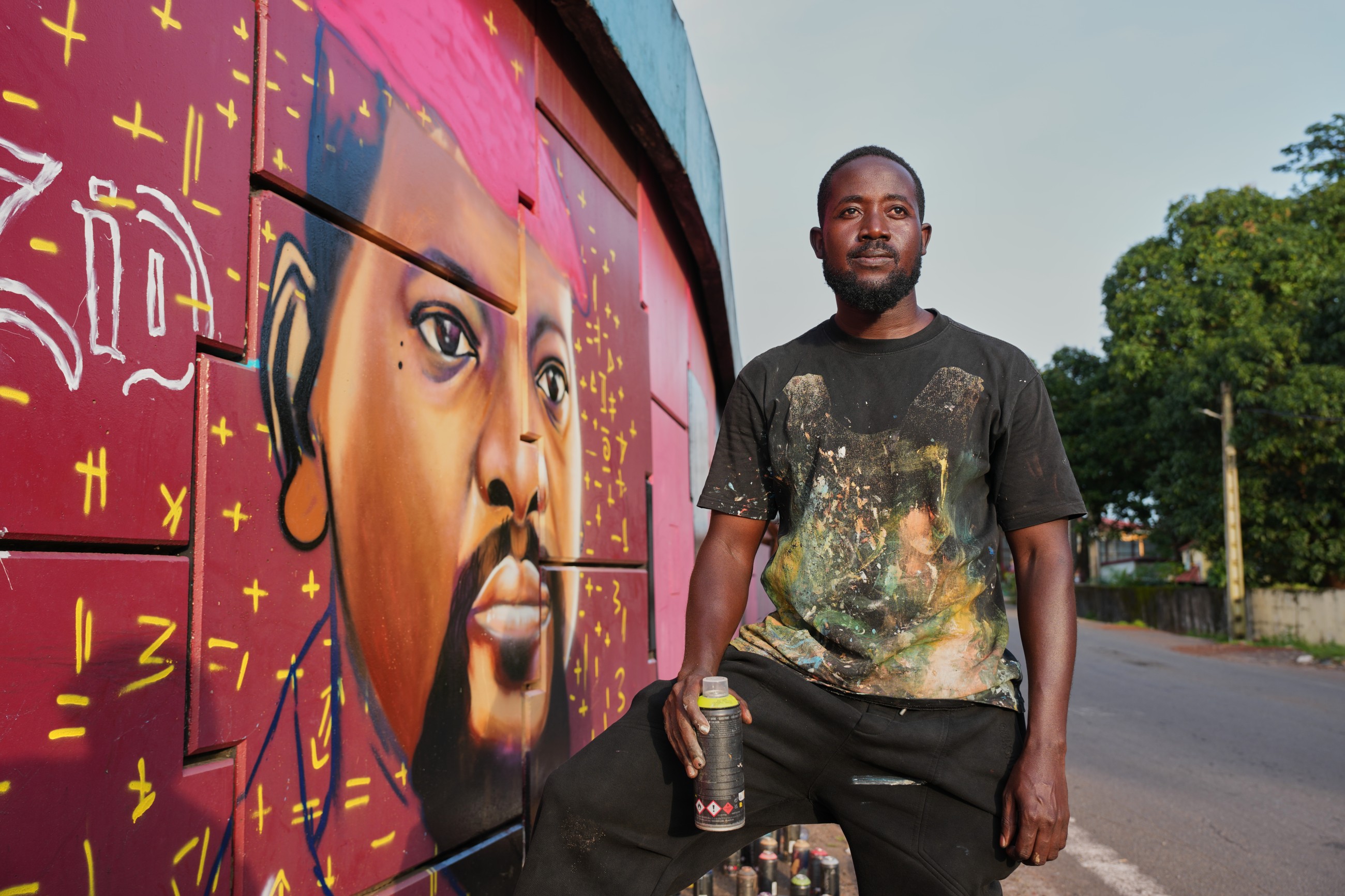 Senegalese artist transforms Conakry’s walls with captivating street art