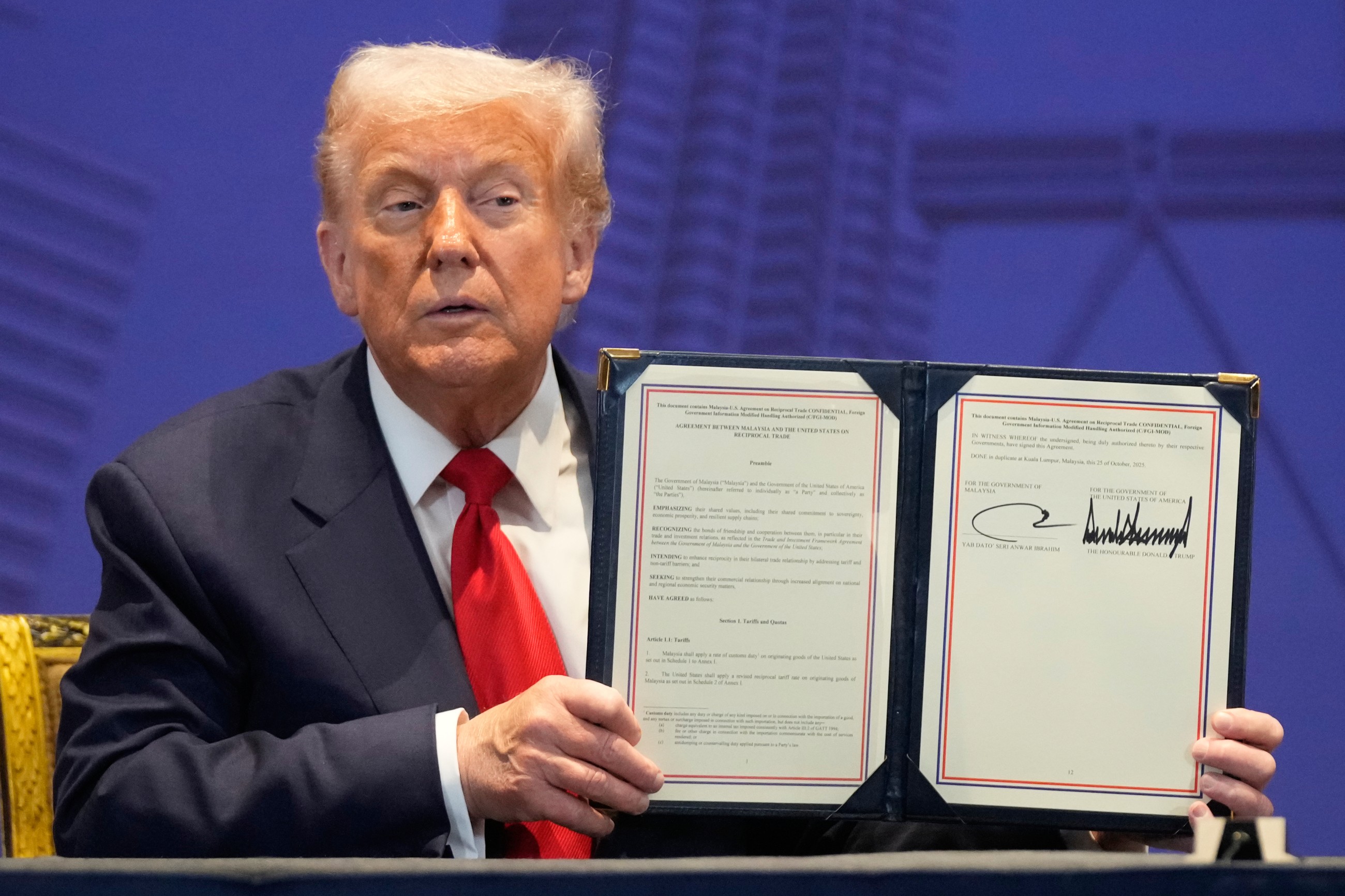 Trump starts key Asian tour with deals ahead of China meet