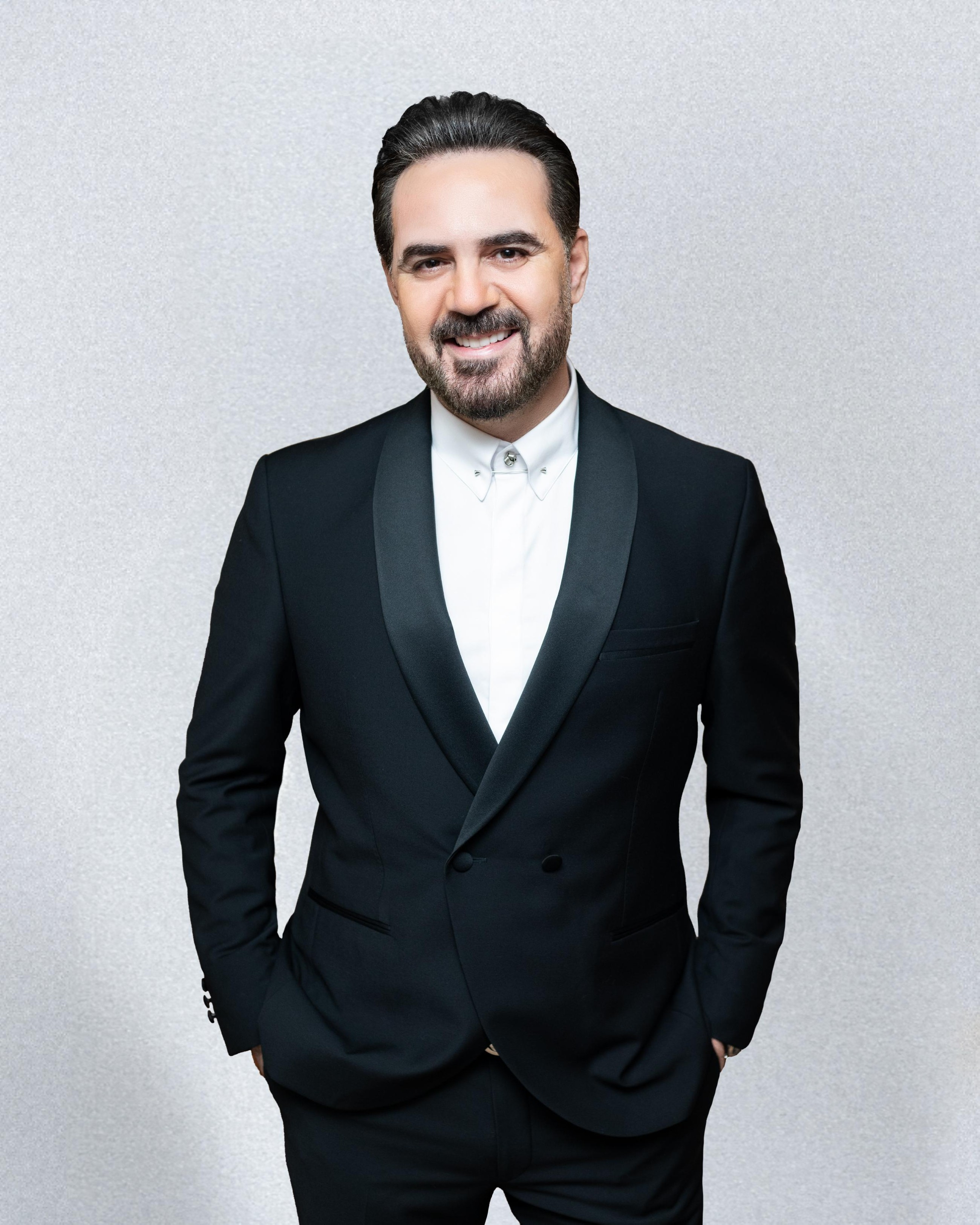 Arab music icon Tamer Ashour and Wael Jassar to perform at Al Majaz Amphitheatre on Dec. 1