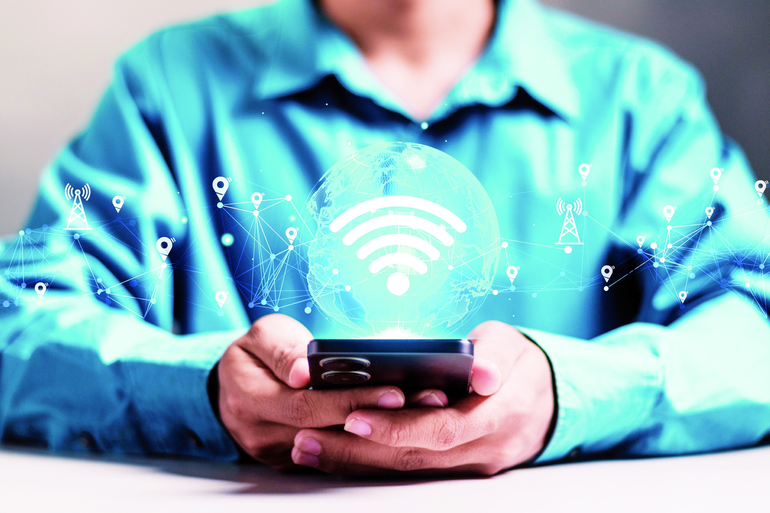 Dubai Police warn against using public Wi-Fi for banking transactions