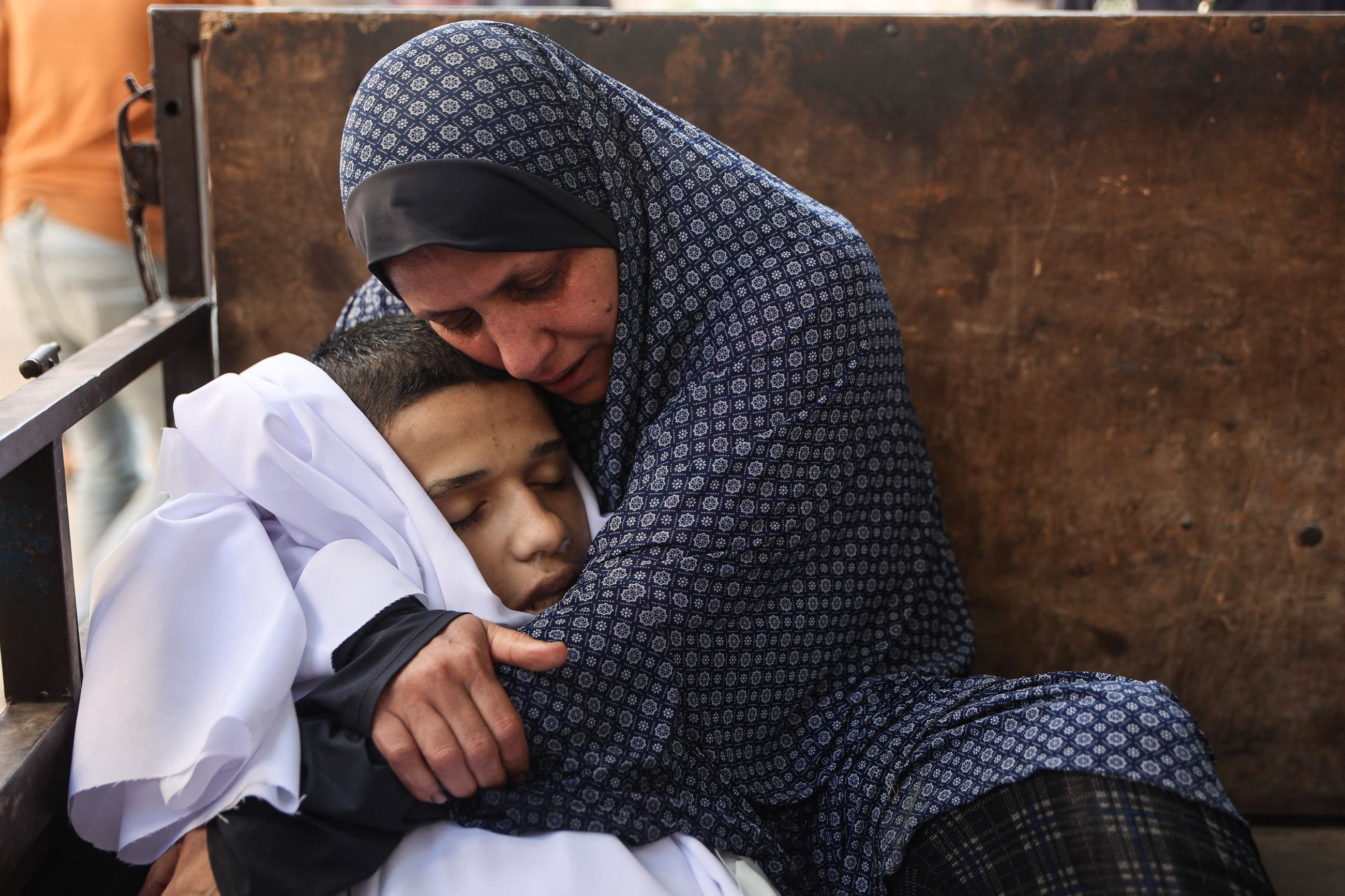 Night of strikes brings grief to Gazans trying to rebuild