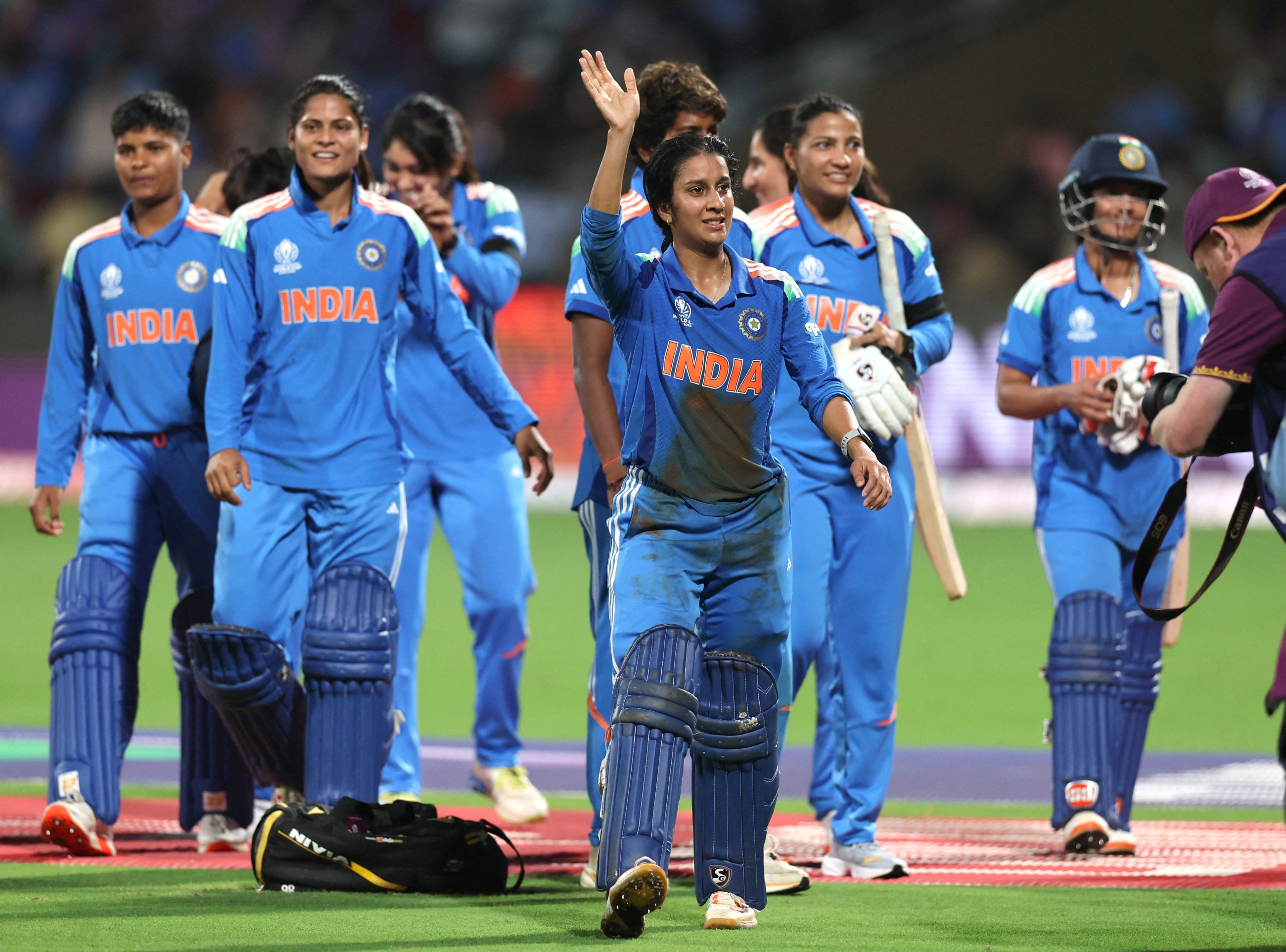 India chase 339 to stun Australia in Women's World Cup semis