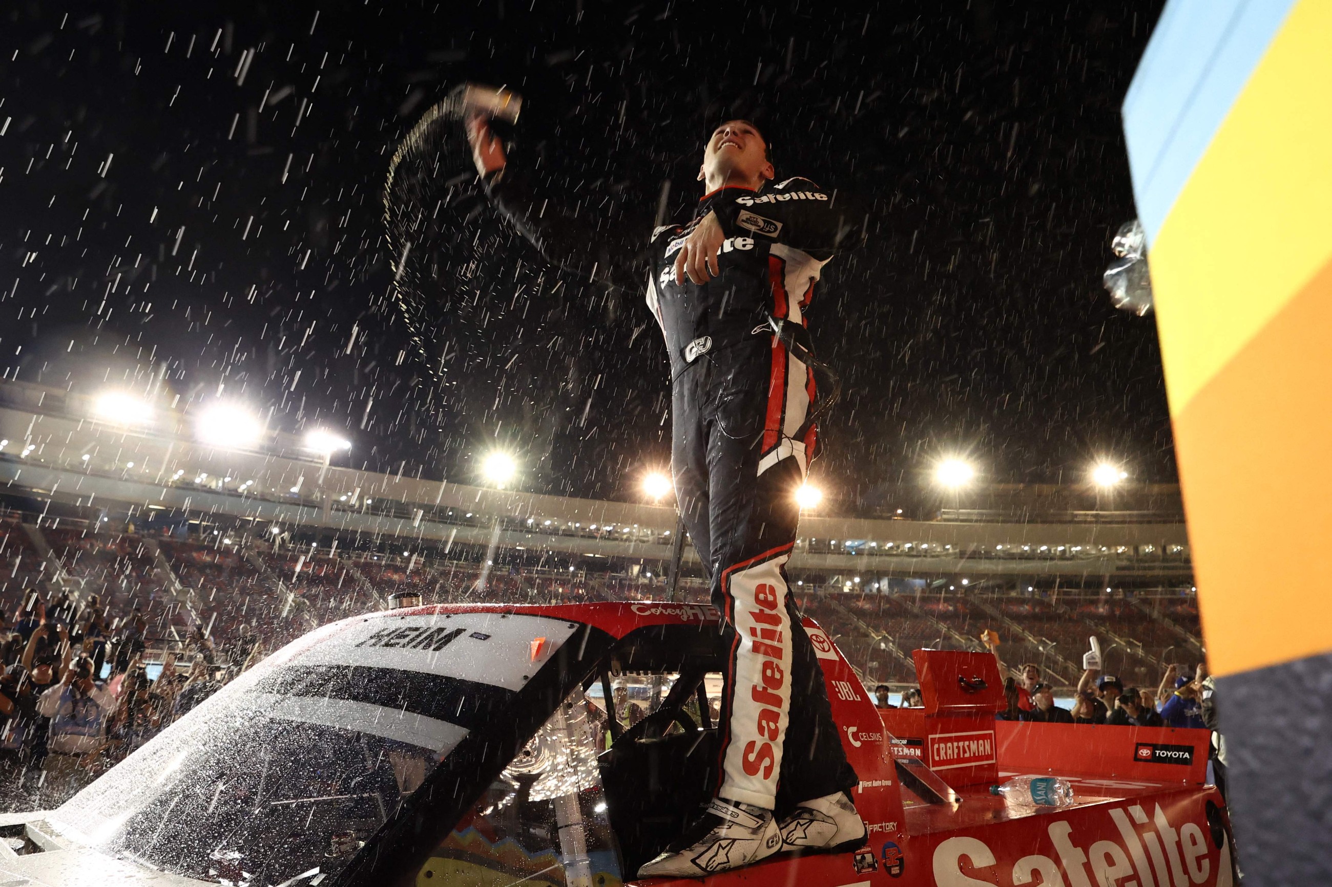 Corey Heim shakes off pressure to win NASCAR Truck Series title