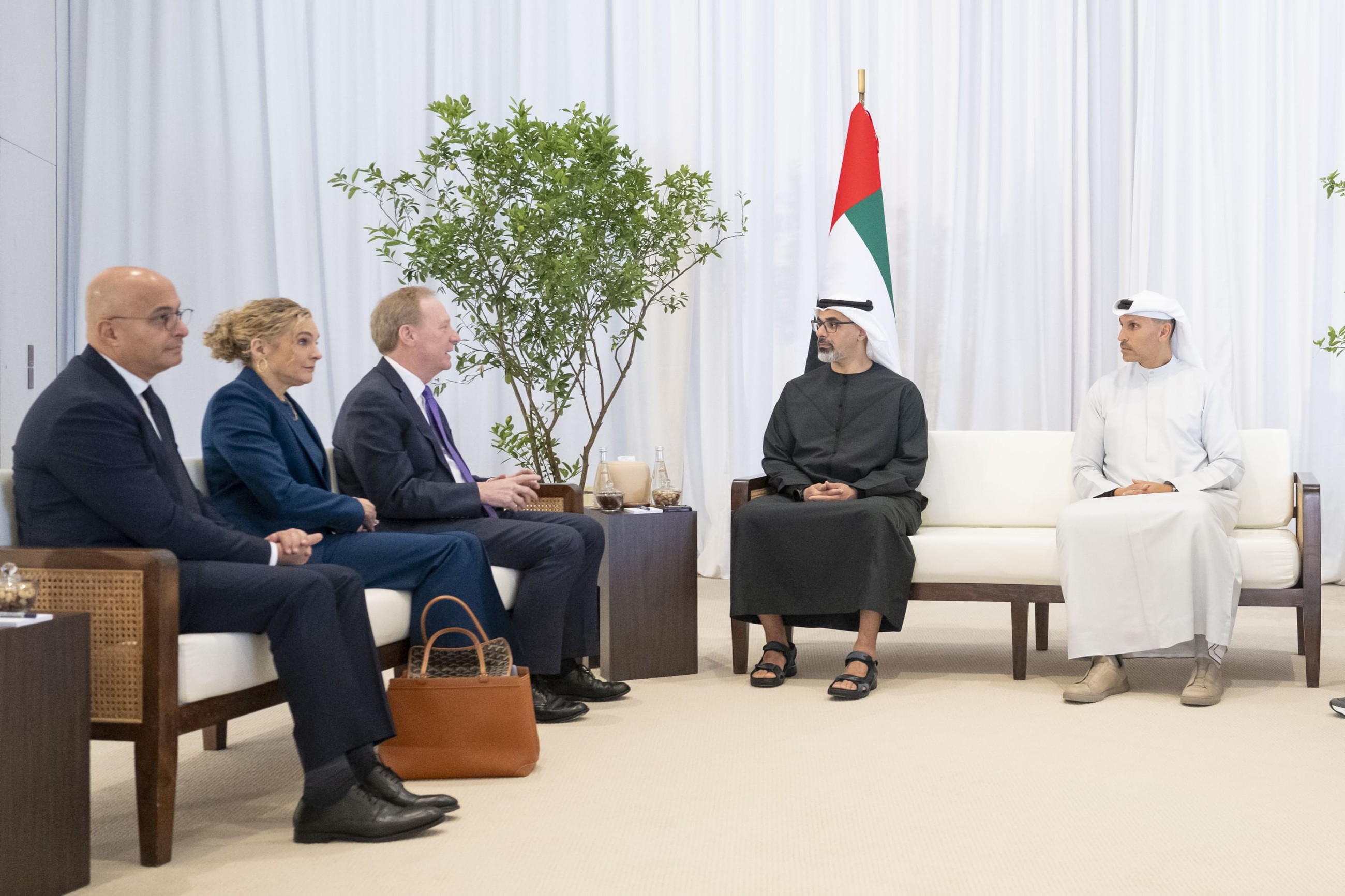 Sheikh Khaled reviews Microsoft&rsquo;s plans to invest $15.2 billion in UAE