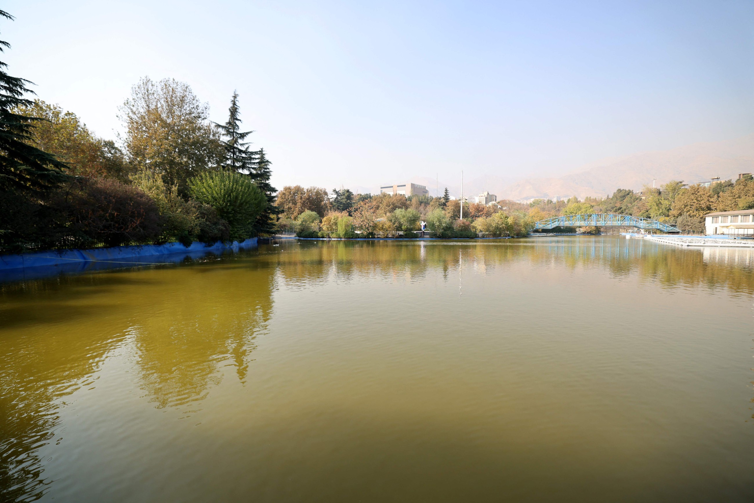 Dam reservoir levels drop below 3% in Iran's second city: Report