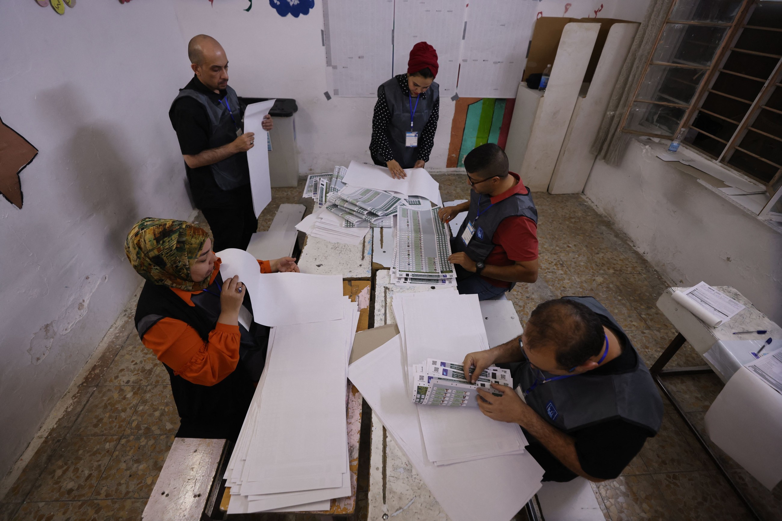 Coalition led by Iraqi PM Sudani comes first in Iraq&rsquo;s election, say sources