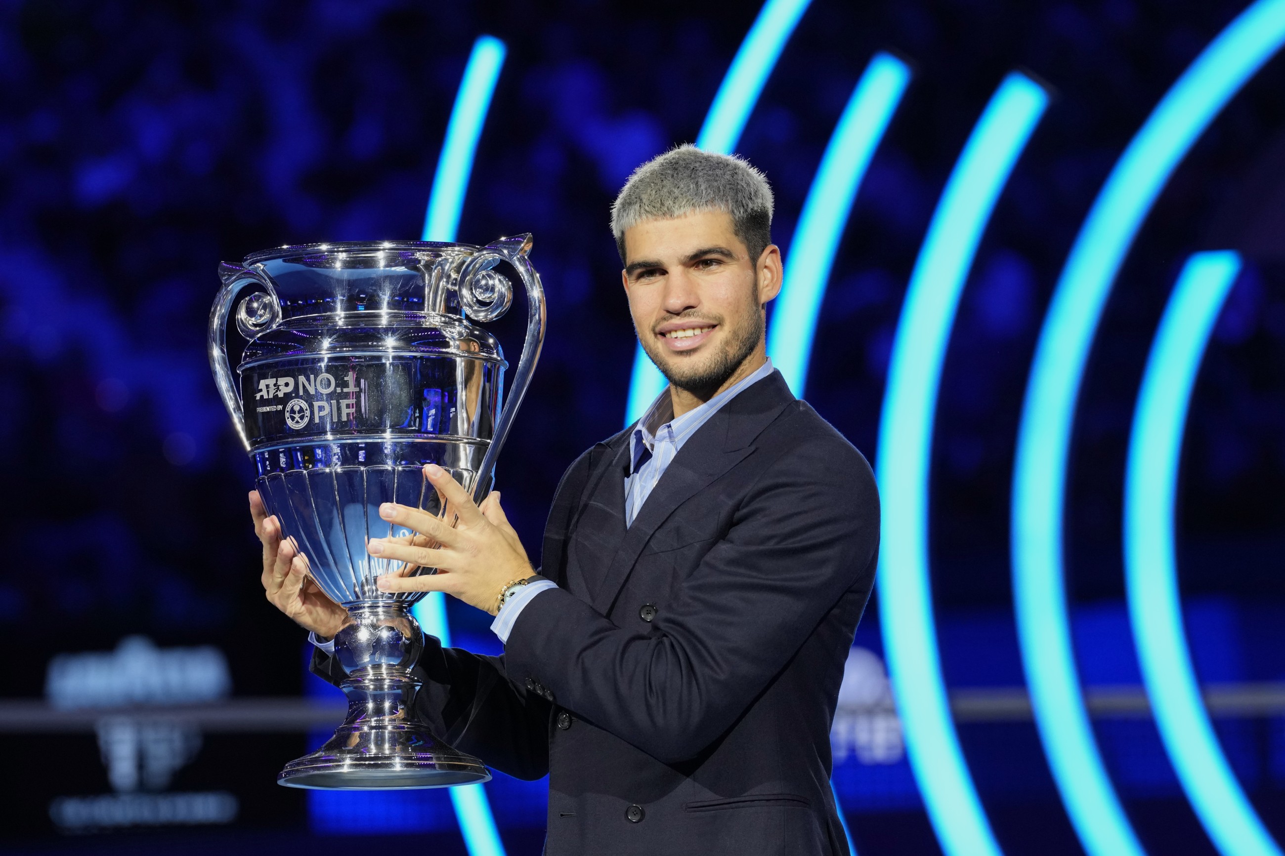 Sinner extends unbeaten run with ATP Finals win over Shelton