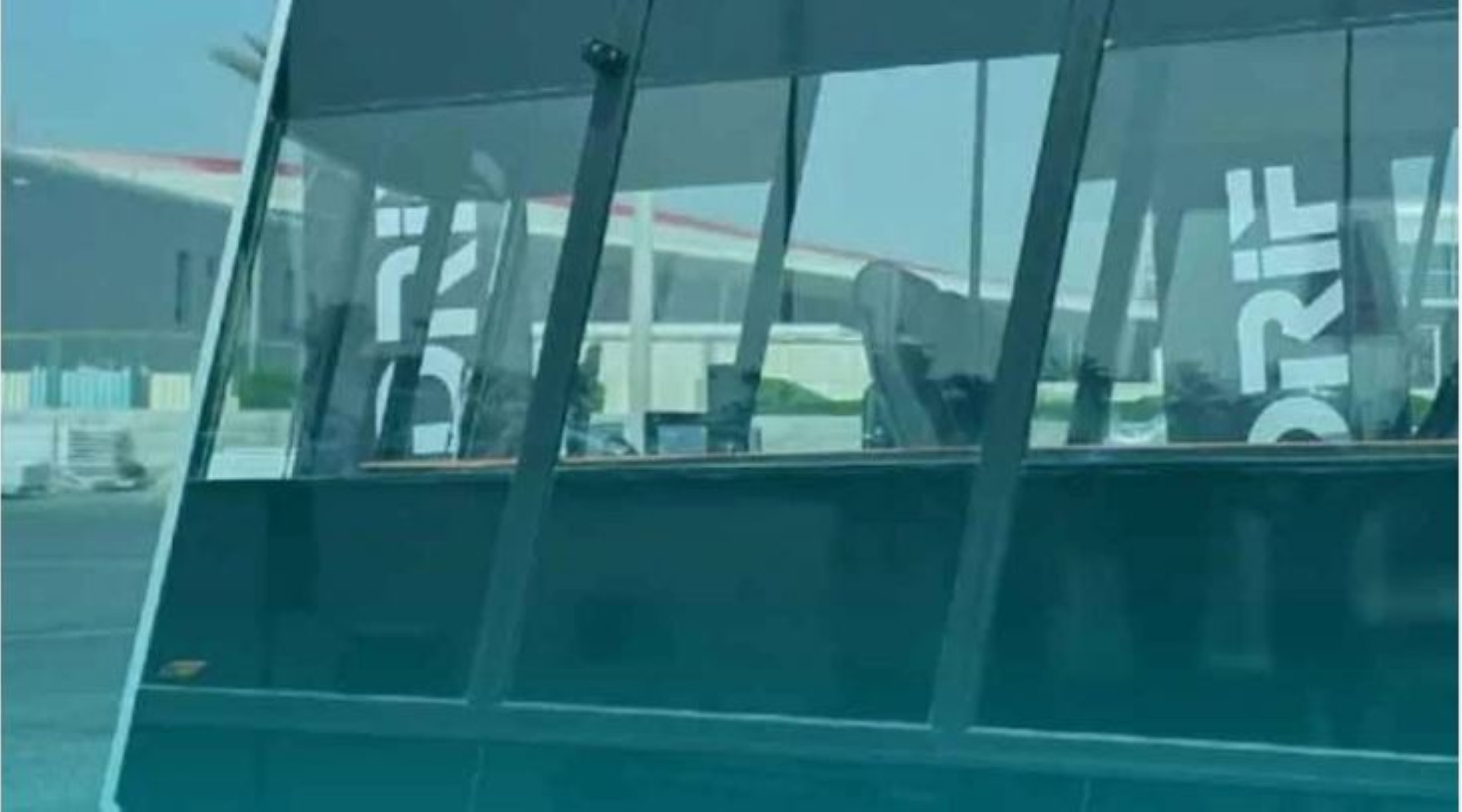 Abu Dhabi recognises modular smart vehicles as new road category in global 1st for emirate