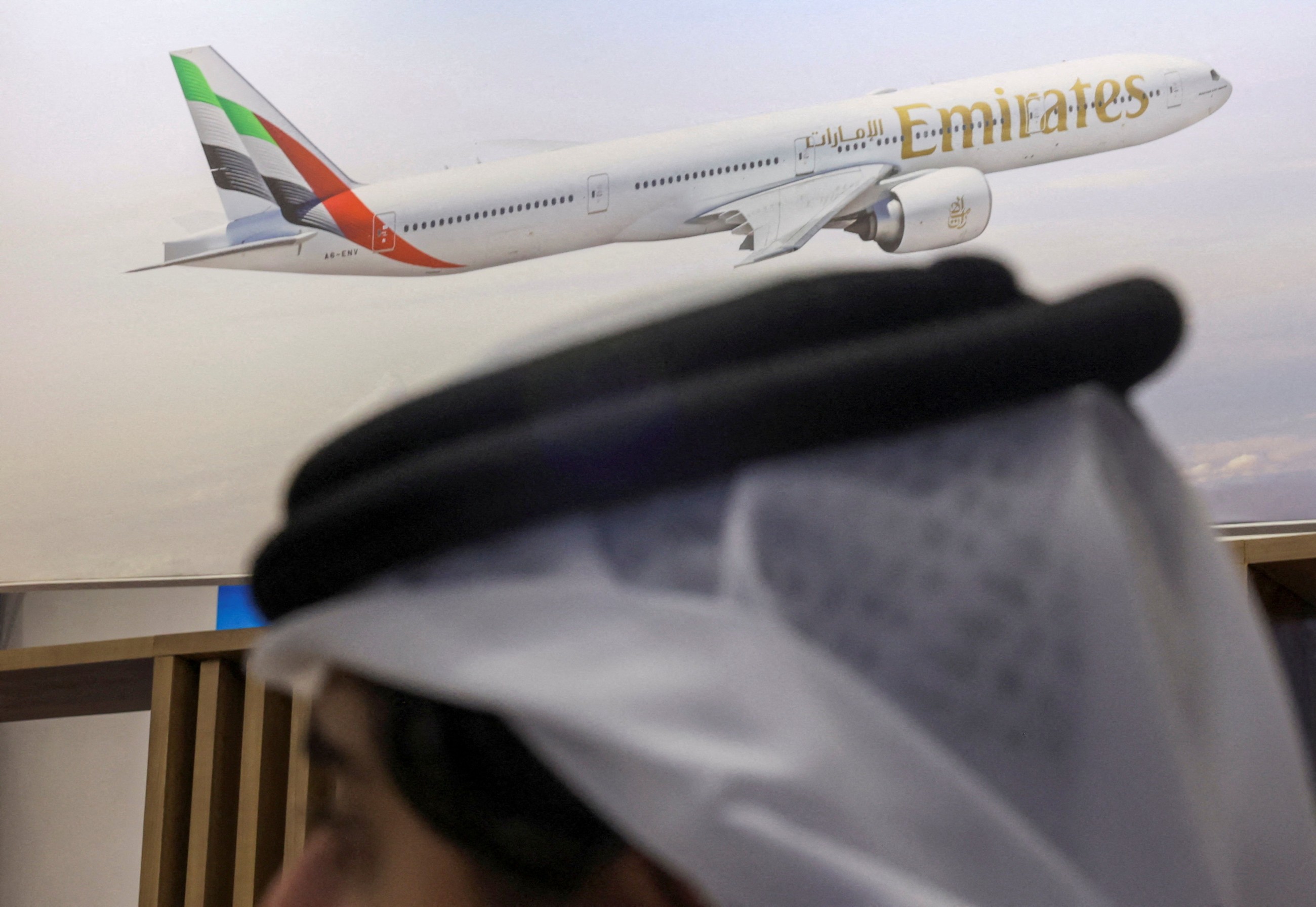 Emirates orders 65 additional Boeing 777X airplanes at Dubai Airshow 2025