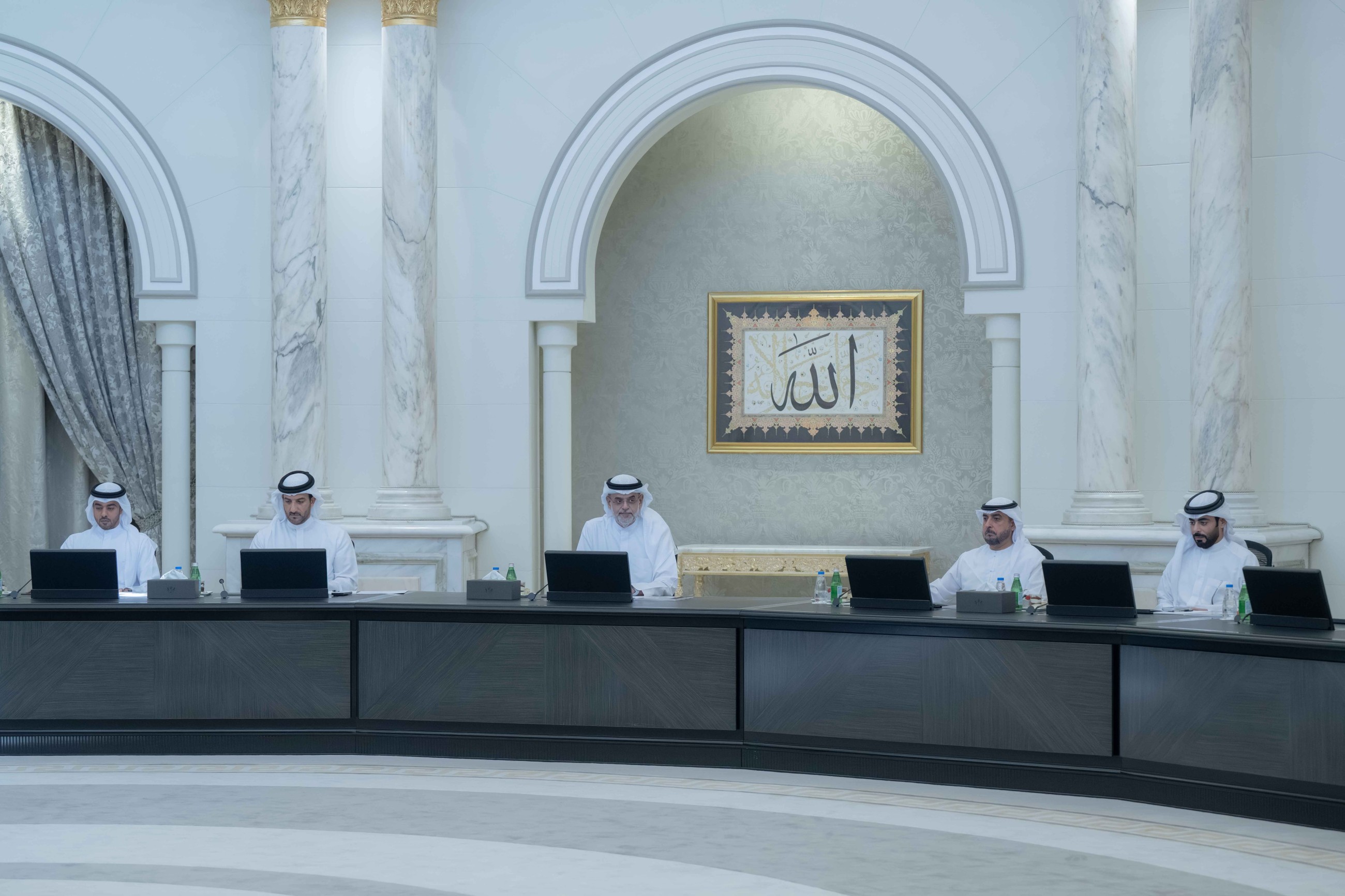 Sharjah Executive Council approves additional support for eligible citizens in the emirate