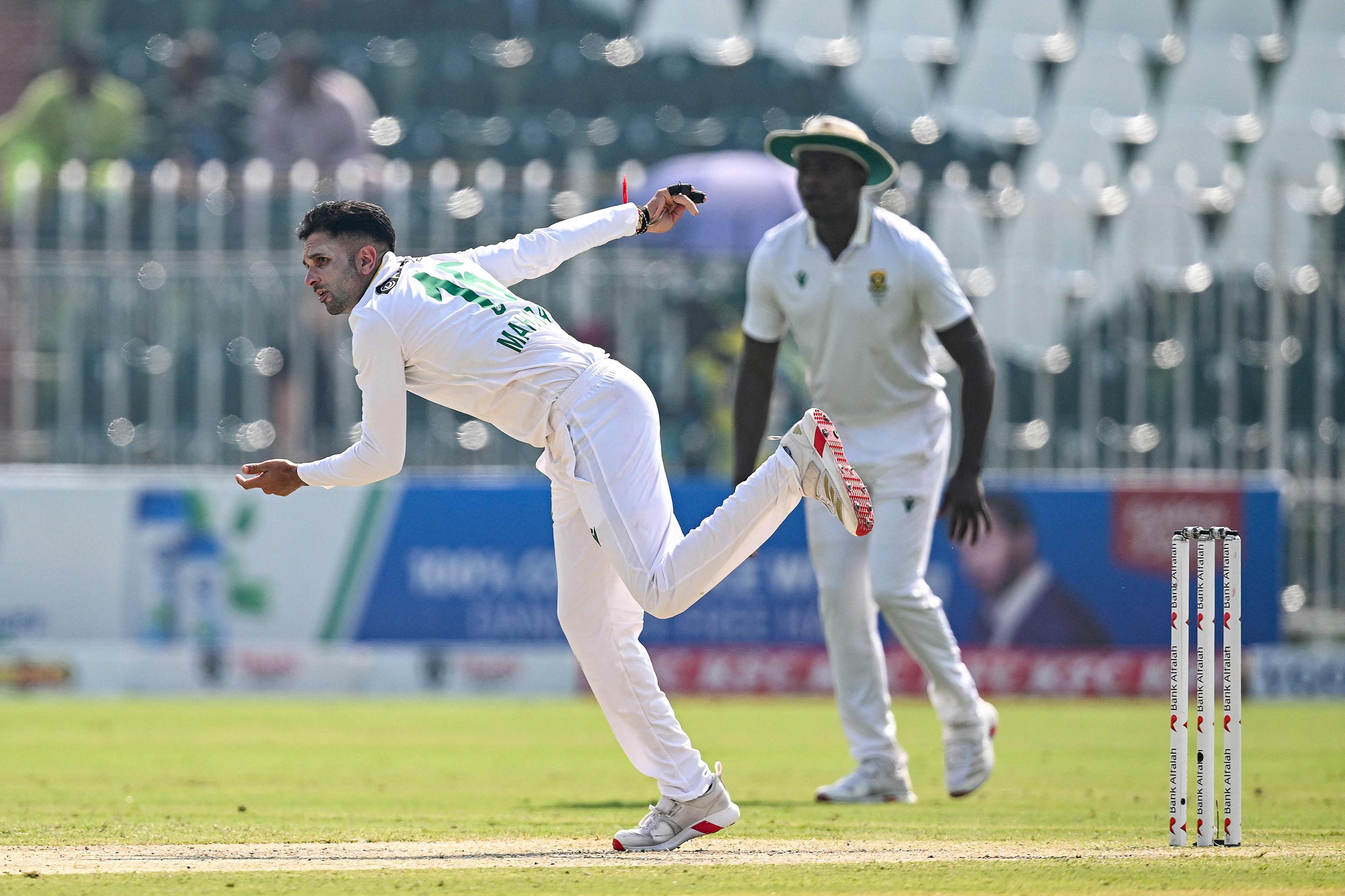 South Africa chase history in India as coach Gambhir  feels the heat