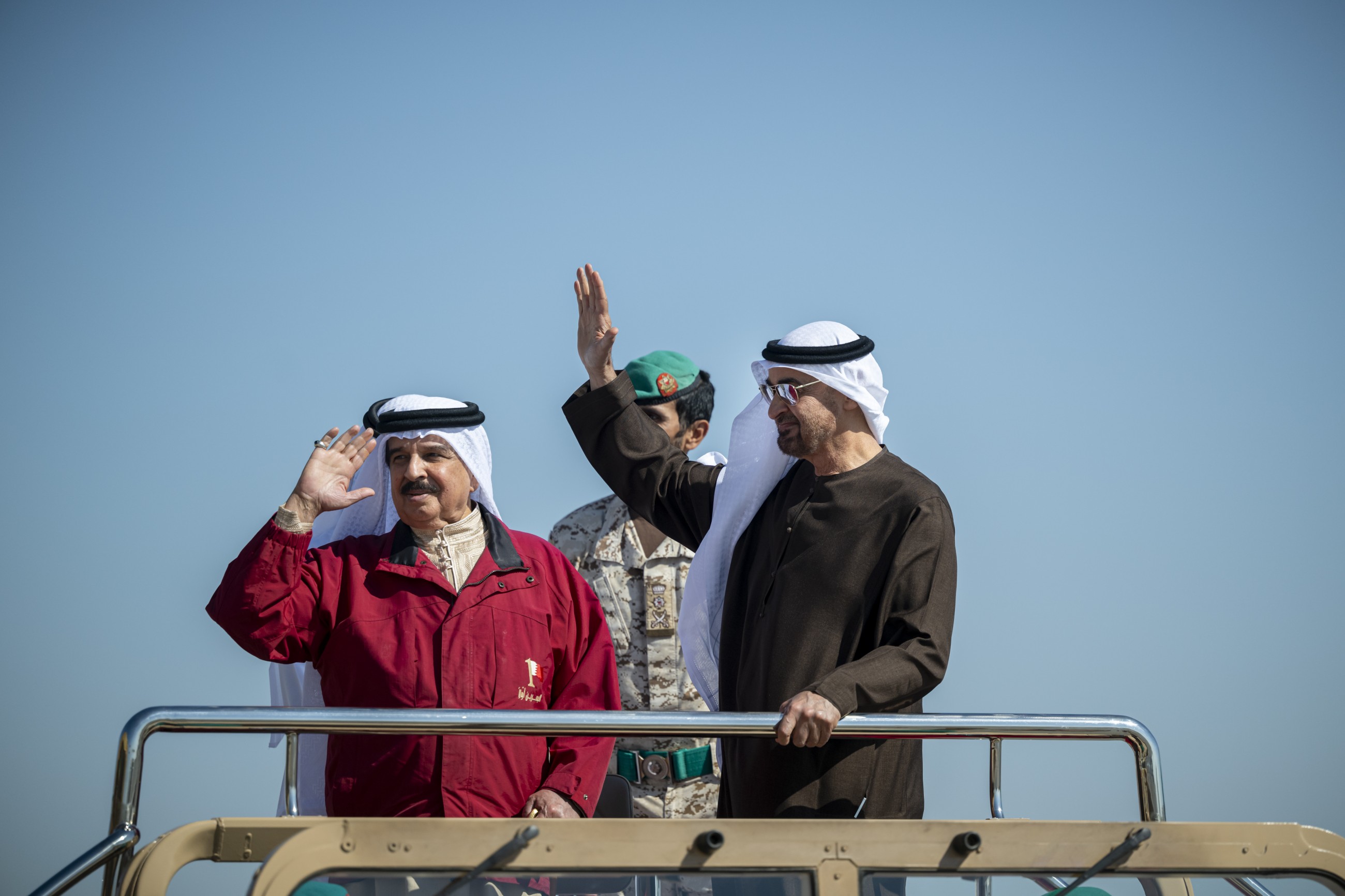 UAE President, Bahrain King attend &lsquo;Rabdan&ndash;Shuwaiman&rsquo; joint military exercise