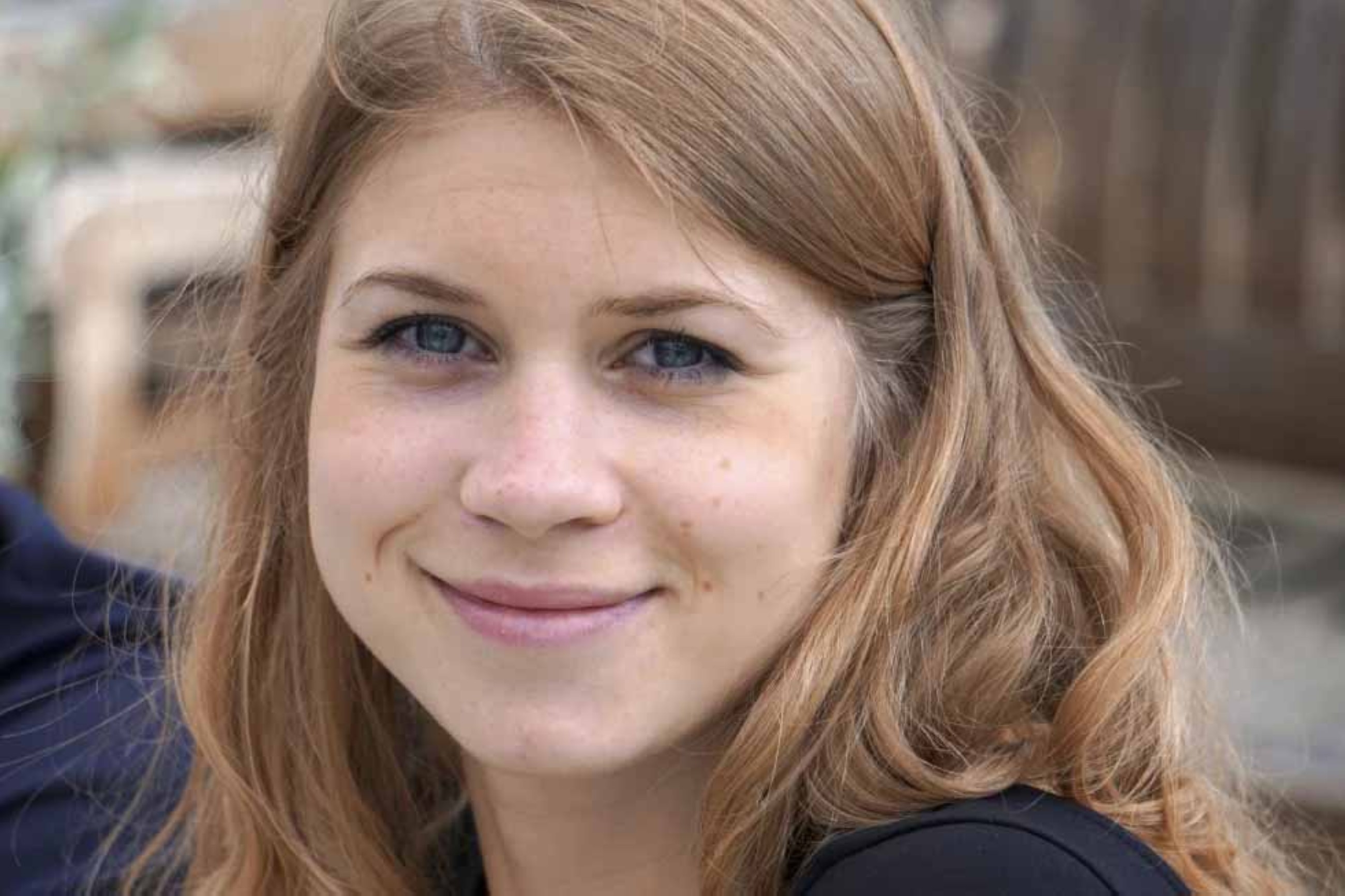 Women can confidently continue running outdoors after dark