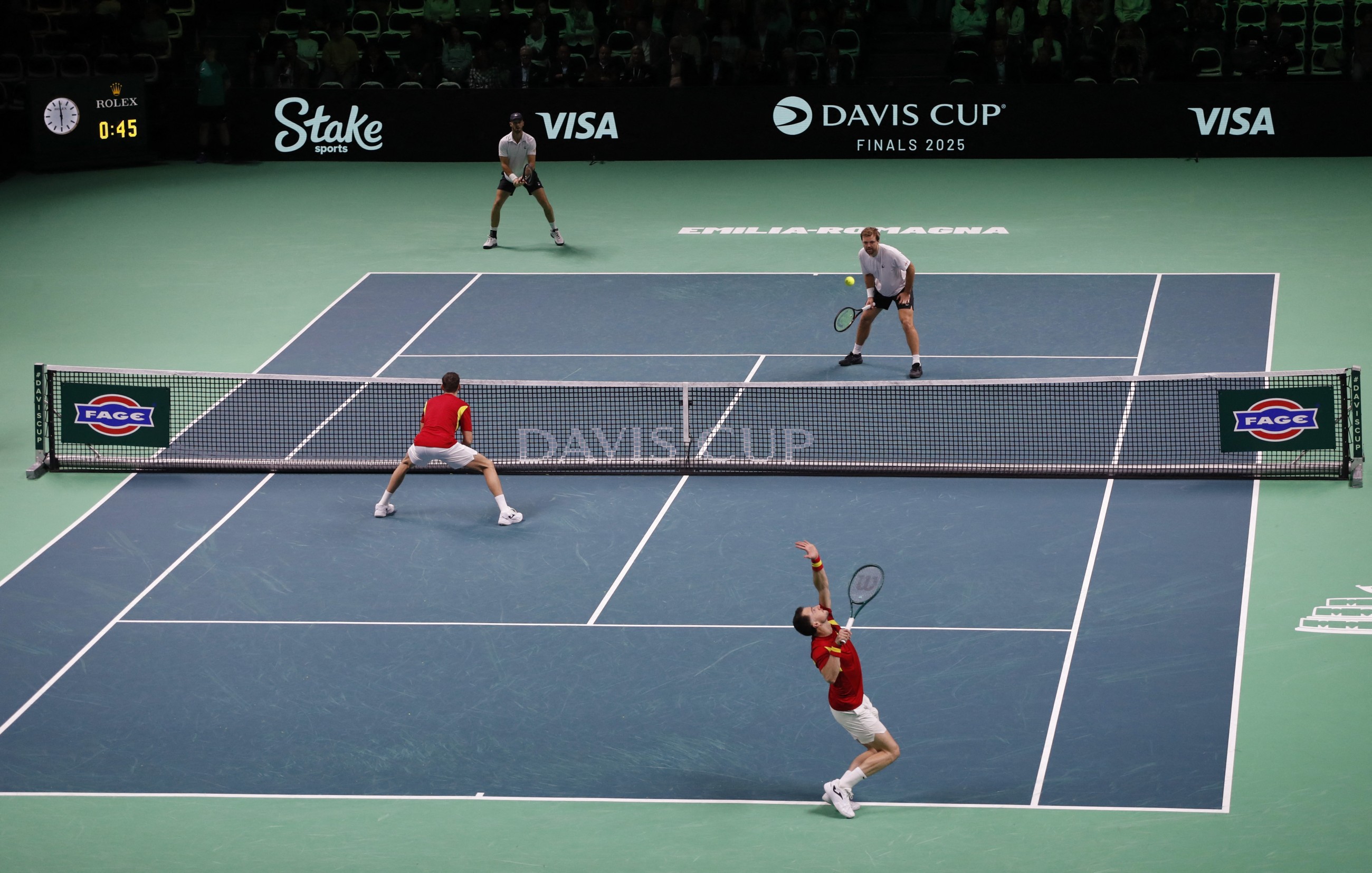 Spain to face holders Italy in Davis Cup final