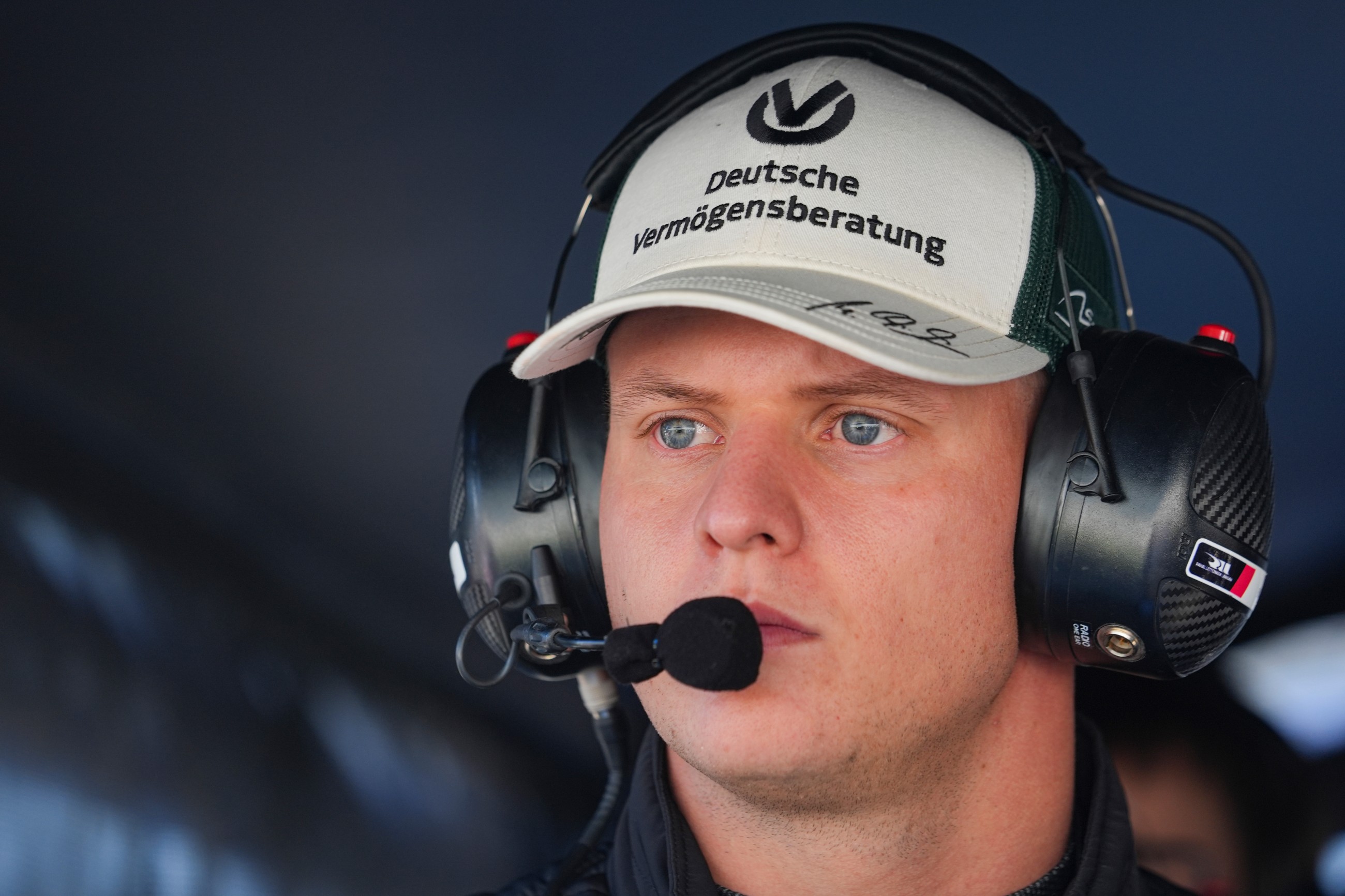 Former F1 driver Mick Schumacher signs with IndyCar's RLL