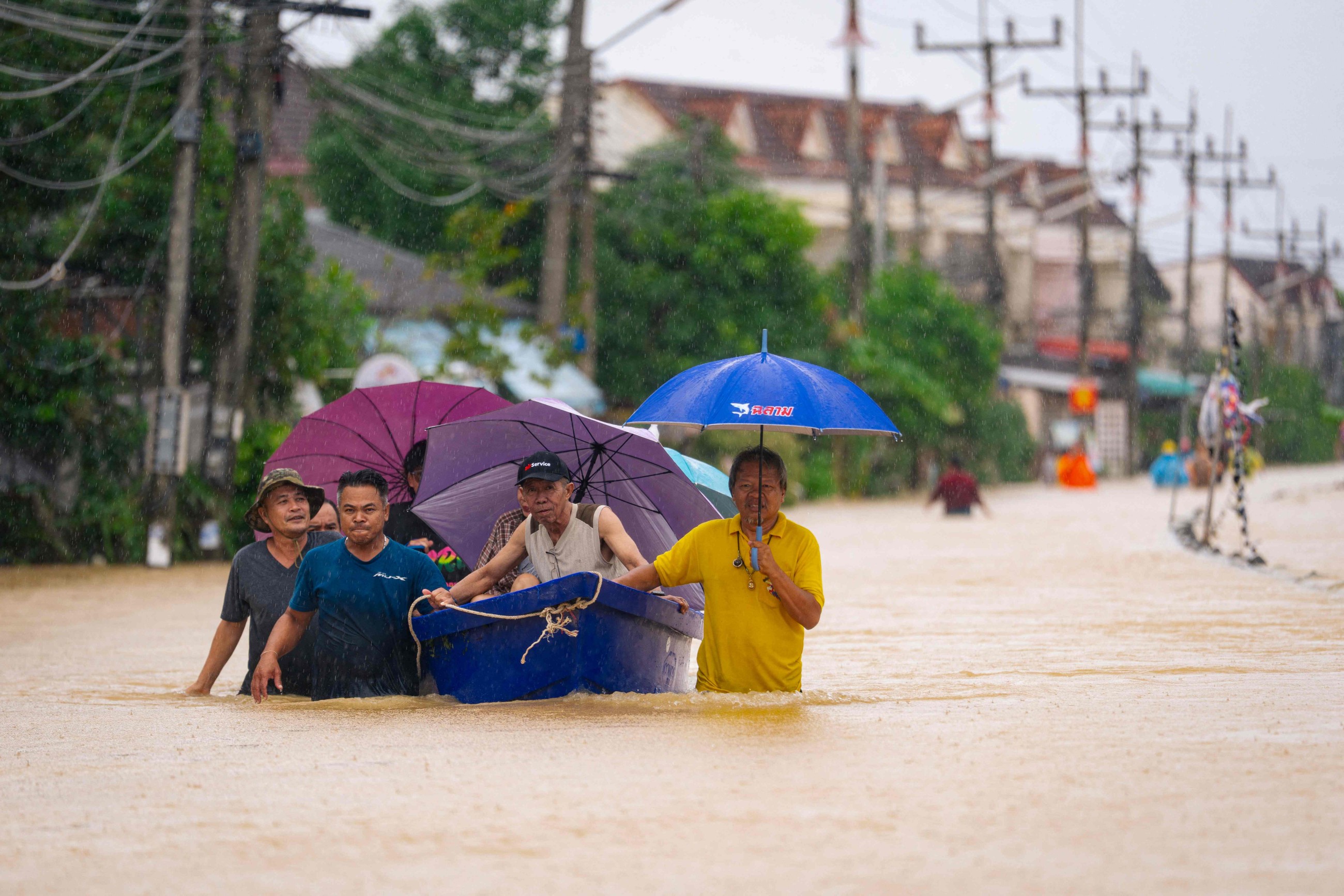 Floods toll rises to 33 in southern Thailand