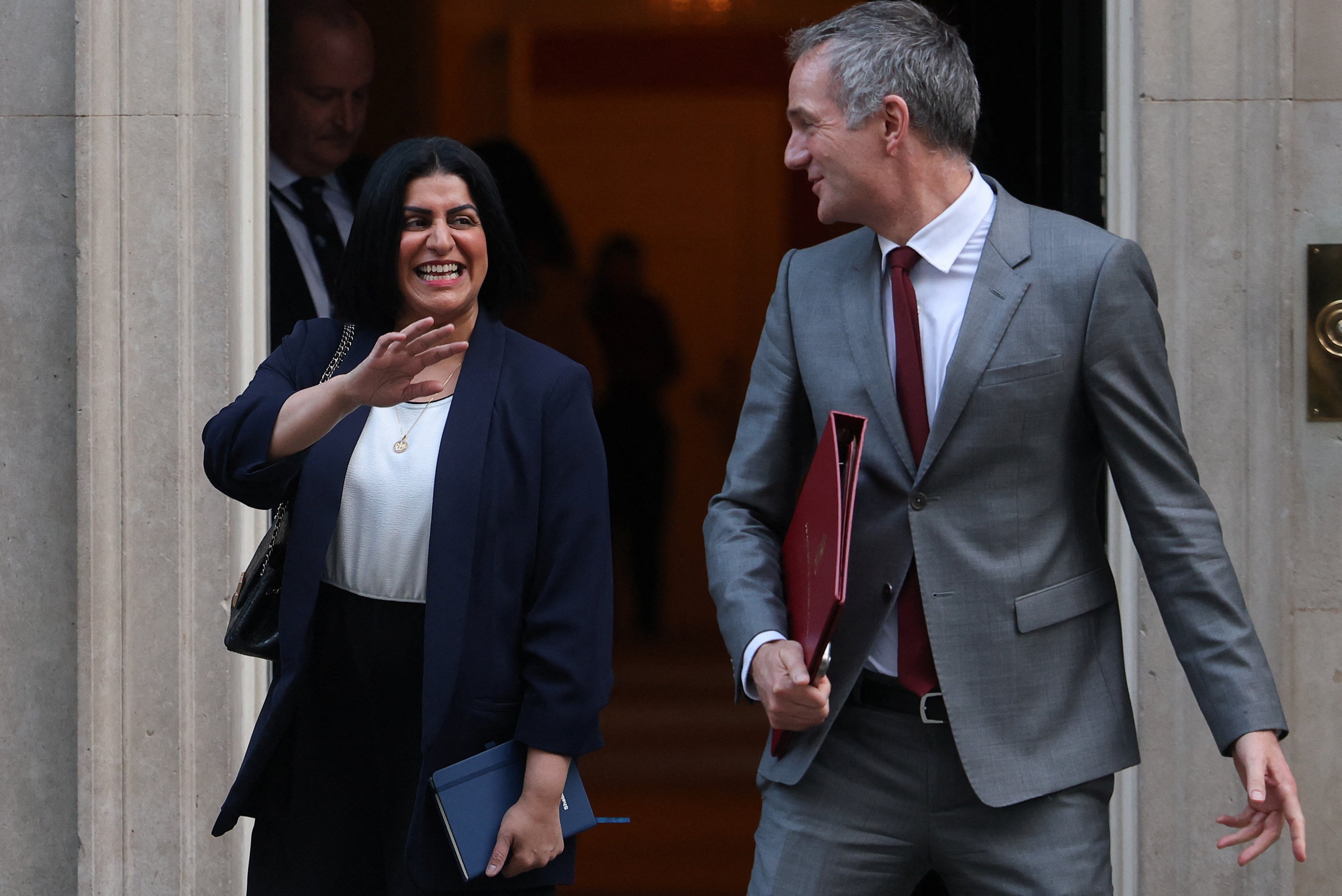 UK net migration drops by about two-thirds after tougher policies