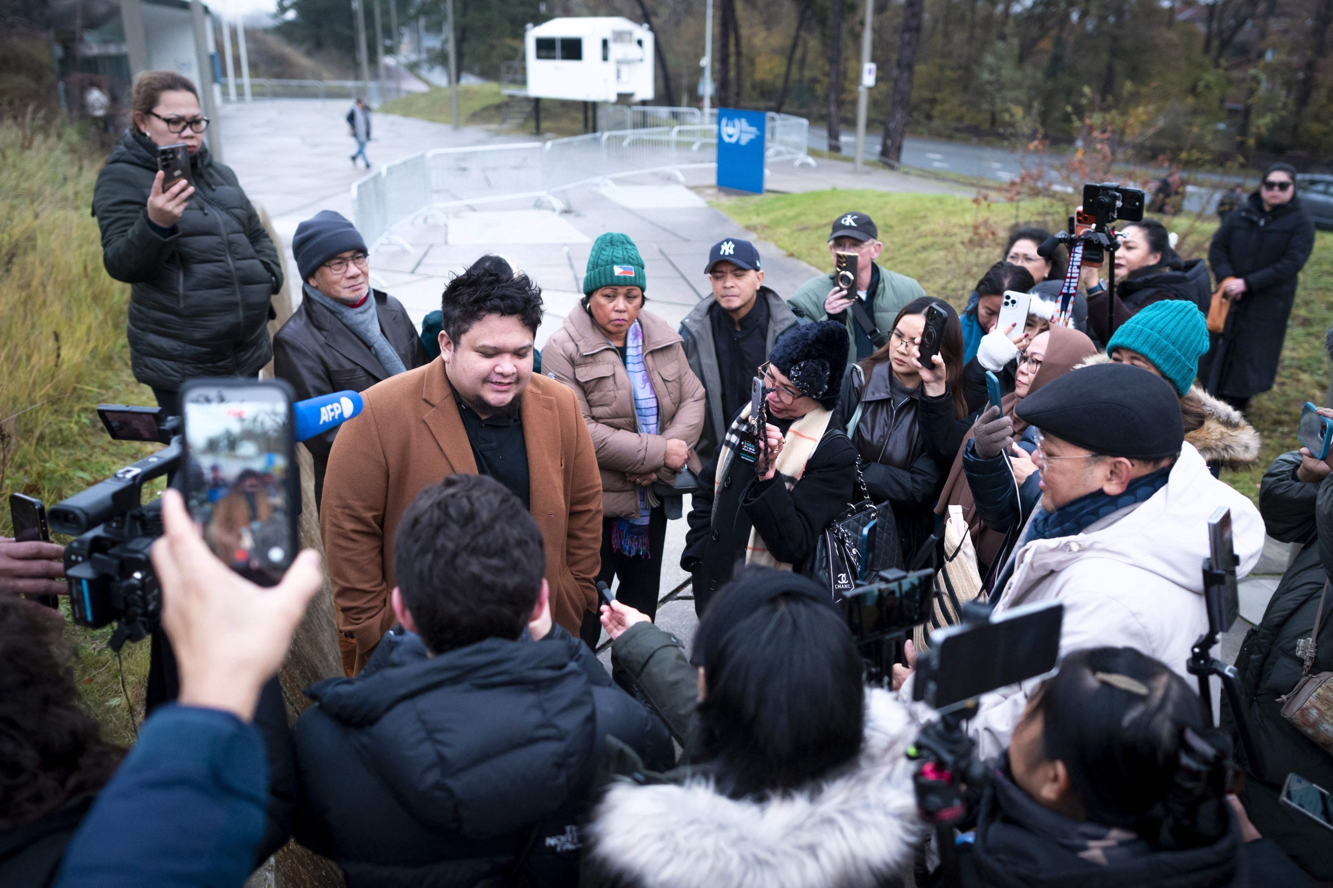 ICC judges reject request to free Philippines ex-president Duterte from custody